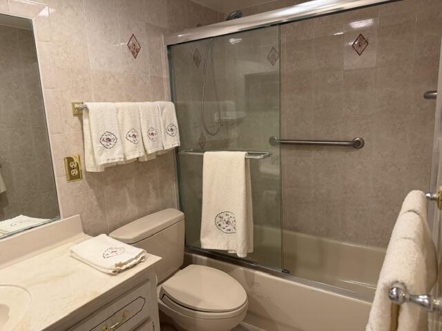 OAKRIDGE D CONDO - Residential