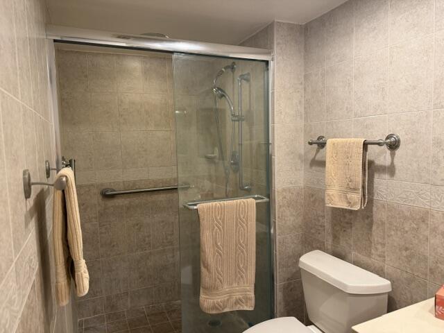 OAKRIDGE D CONDO - Residential