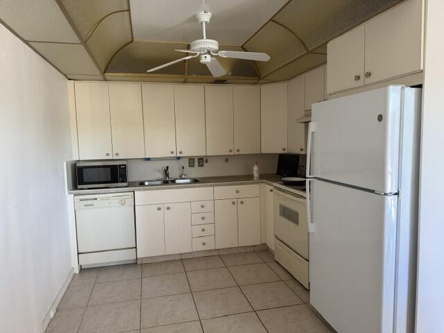 OAKRIDGE D CONDO - Residential