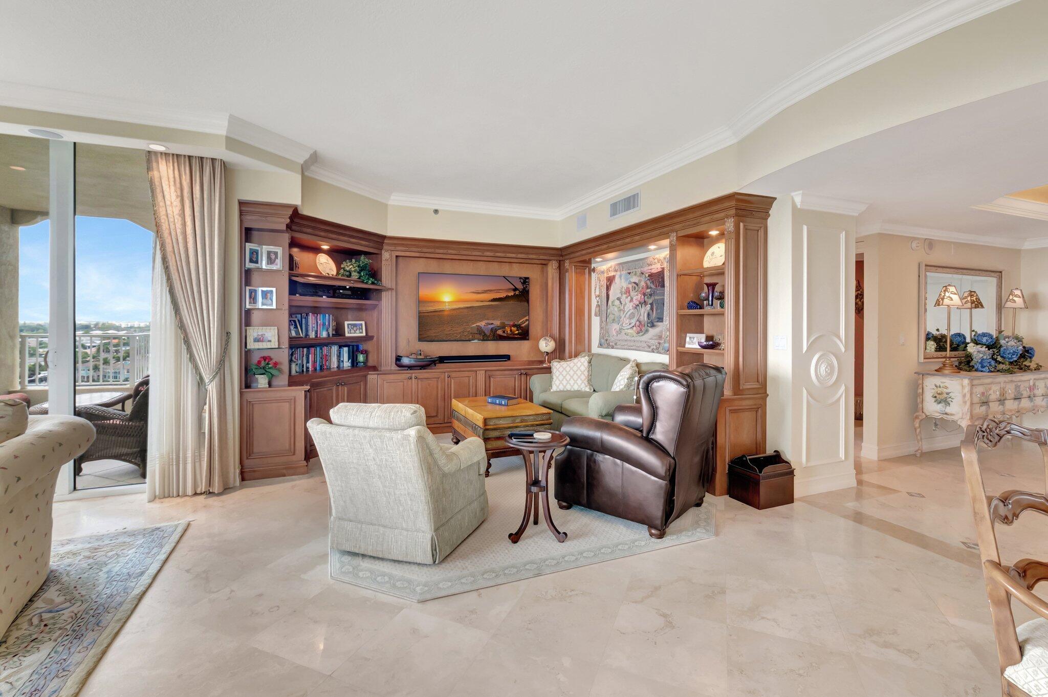 TOSCANA WEST TOWER II - Residential