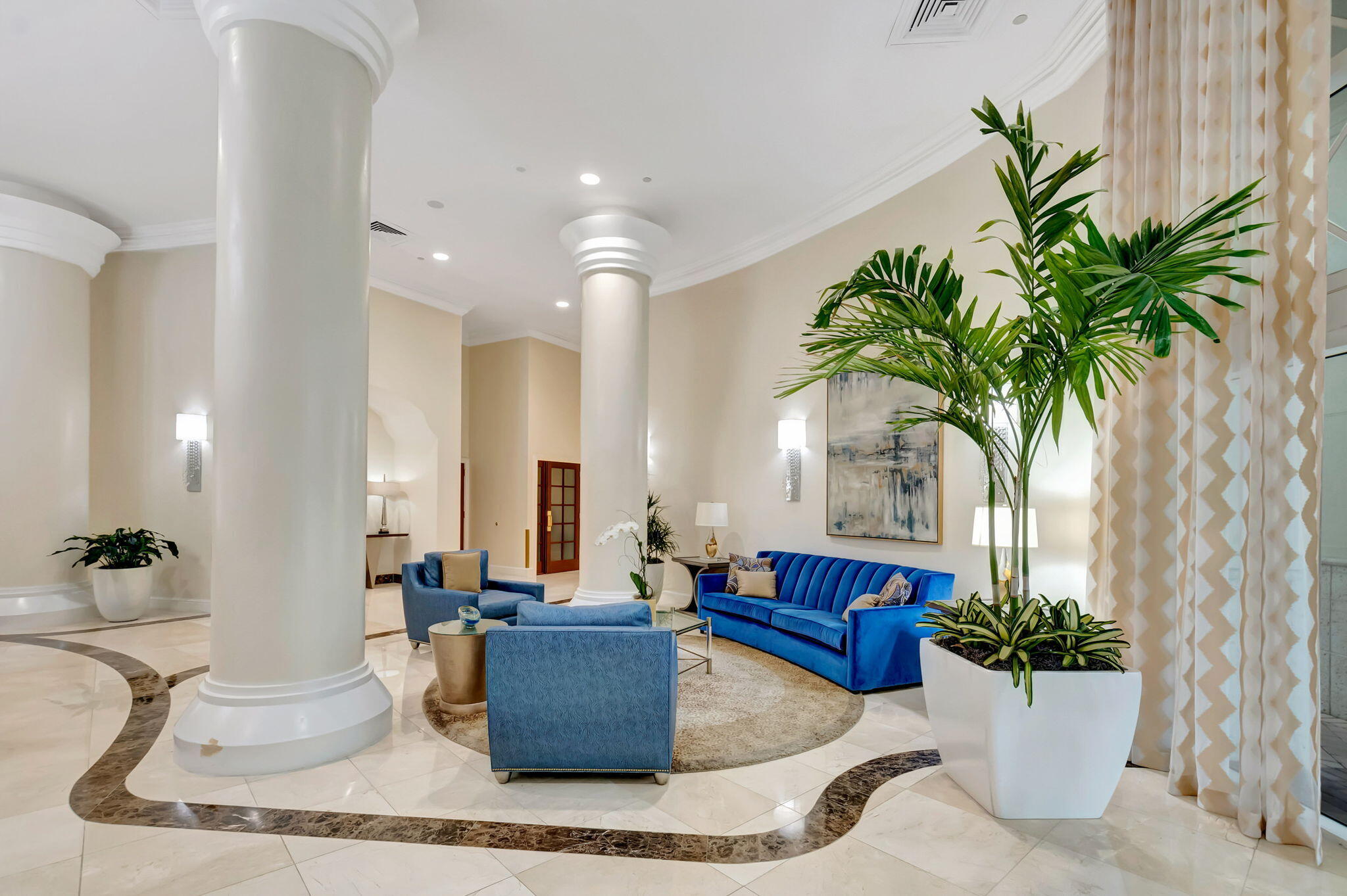 TOSCANA WEST TOWER II - Residential