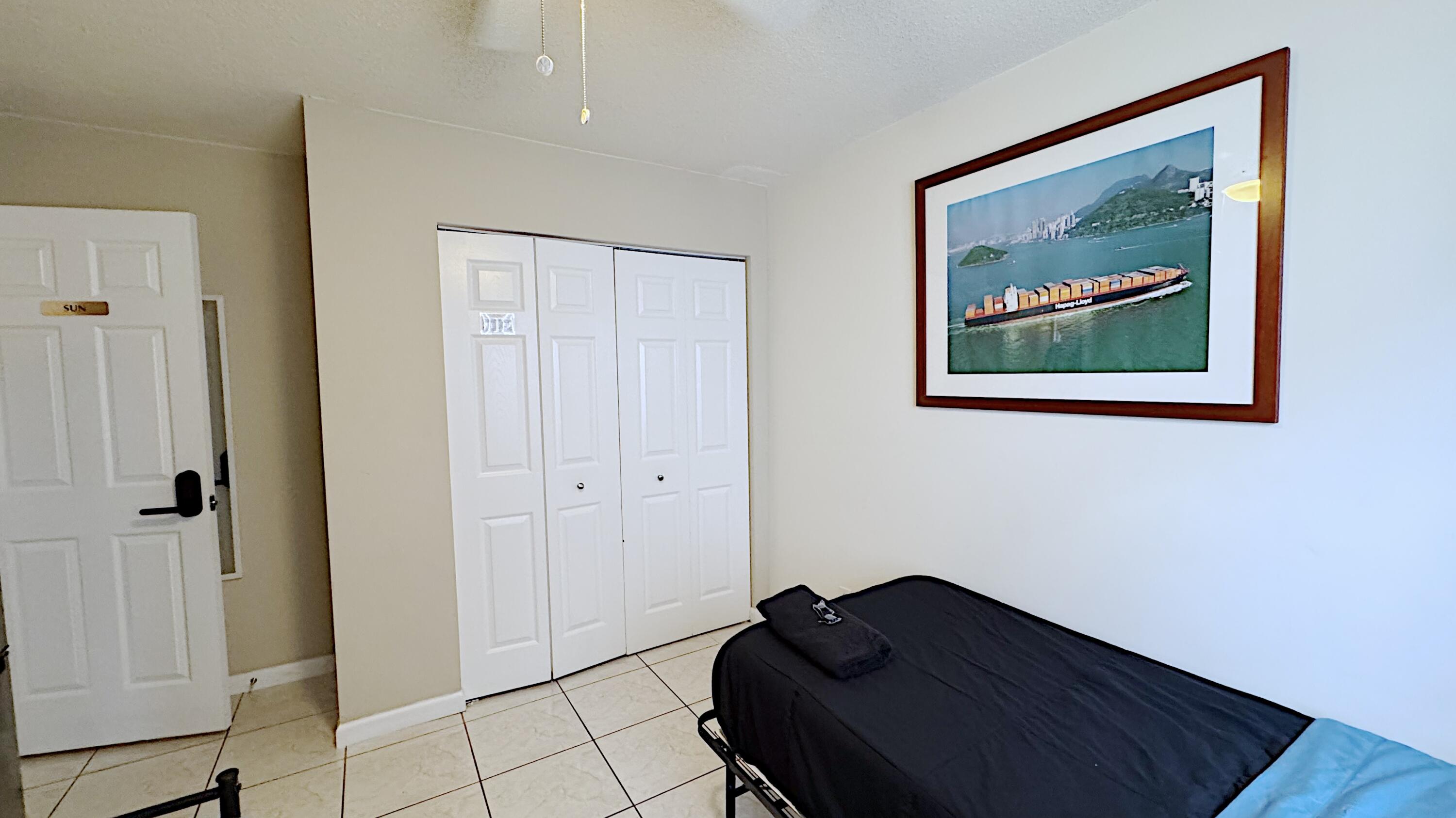 HOLLYWOOD CENTER AMEN PLAT - Residential