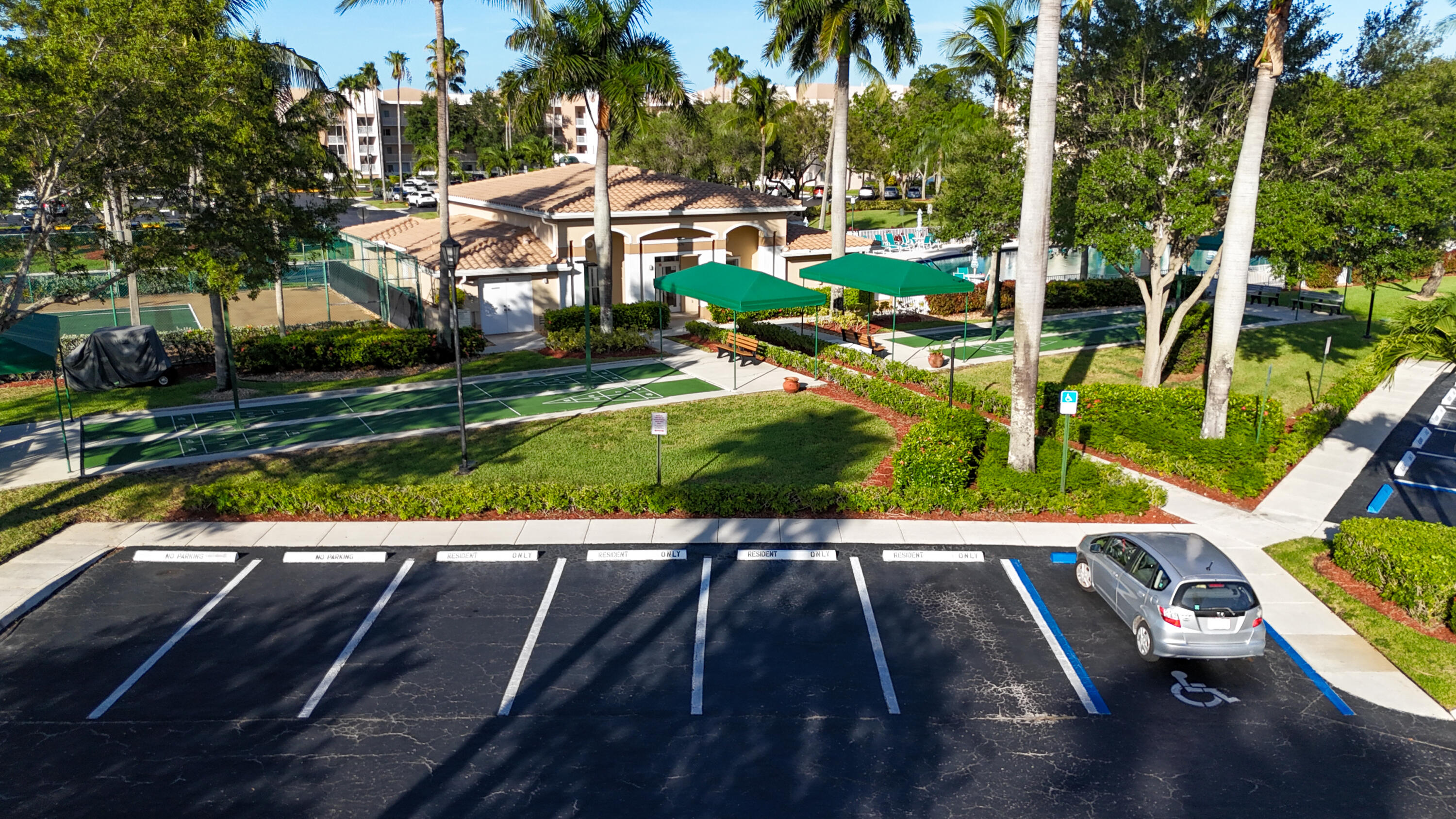 WELDON CONDOMINIUM K - Residential