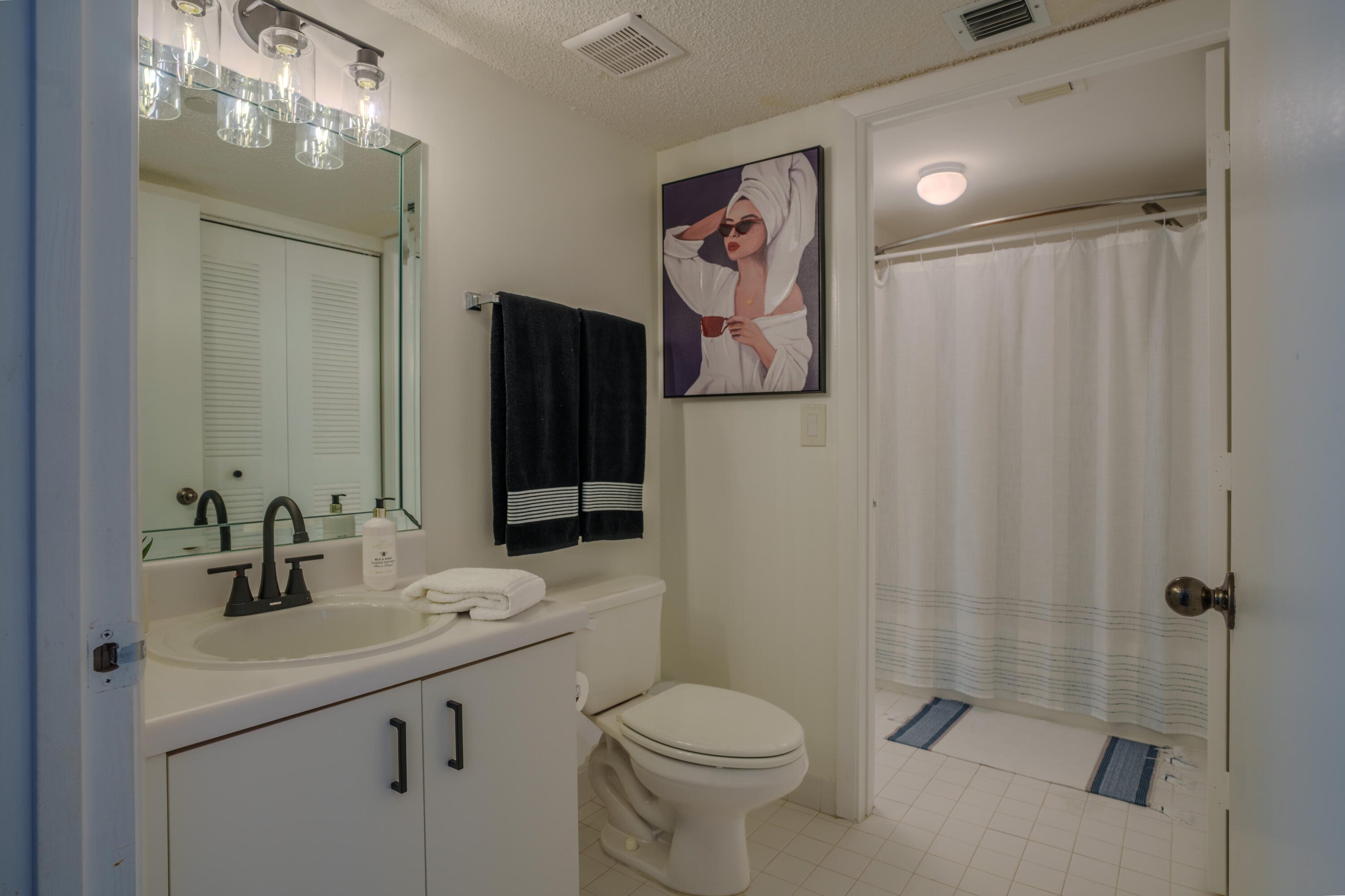 WELDON CONDOMINIUM K - Residential