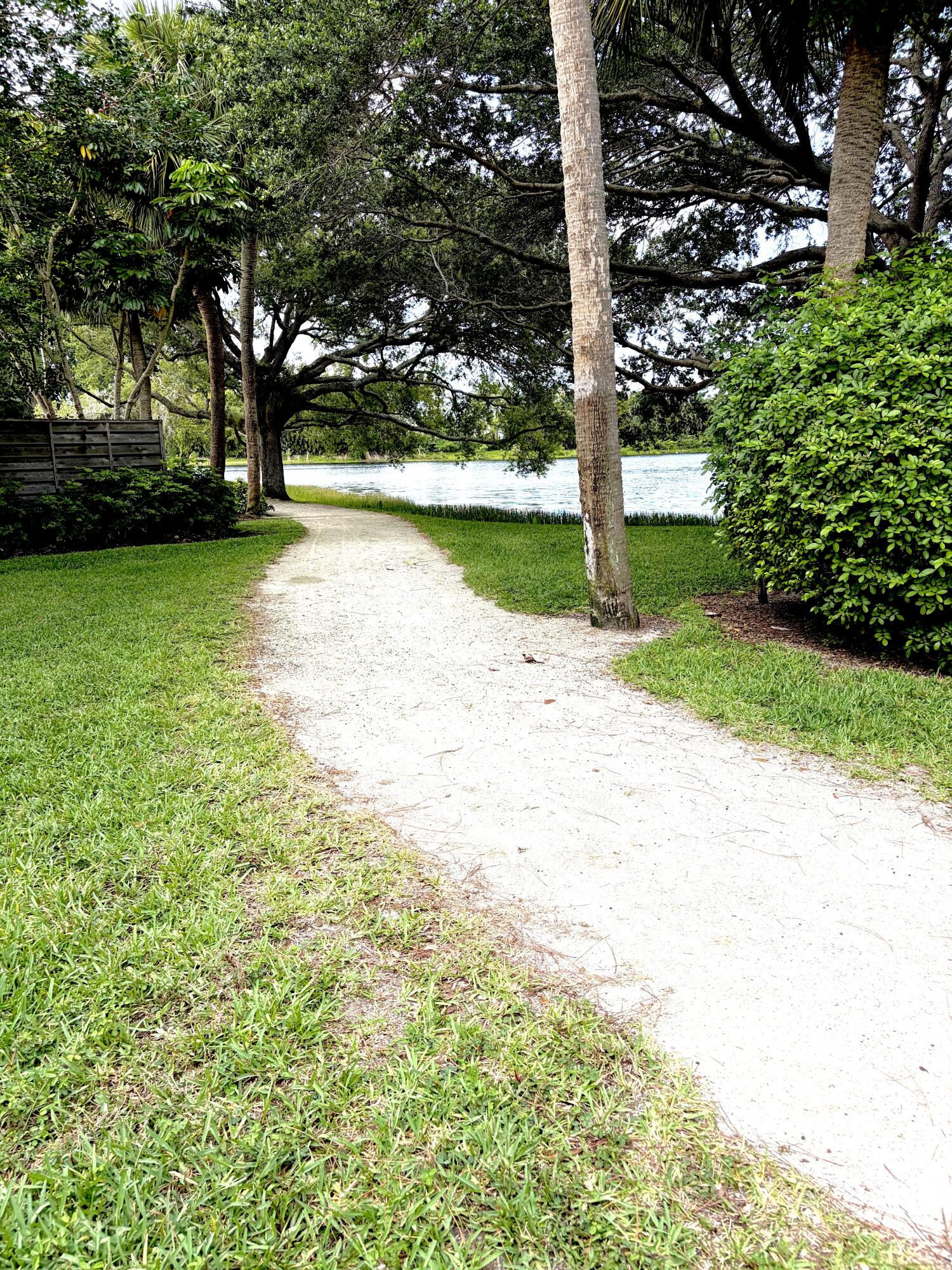 GLENWOOD TWNHS - Residential