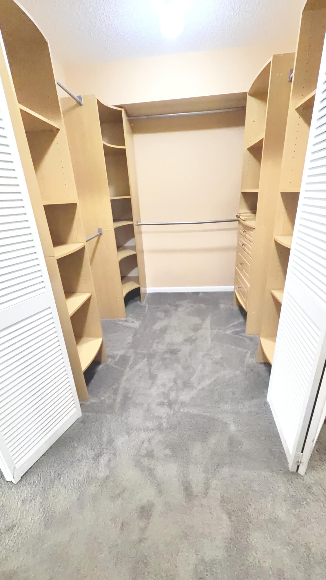 GLENWOOD TWNHS - Residential