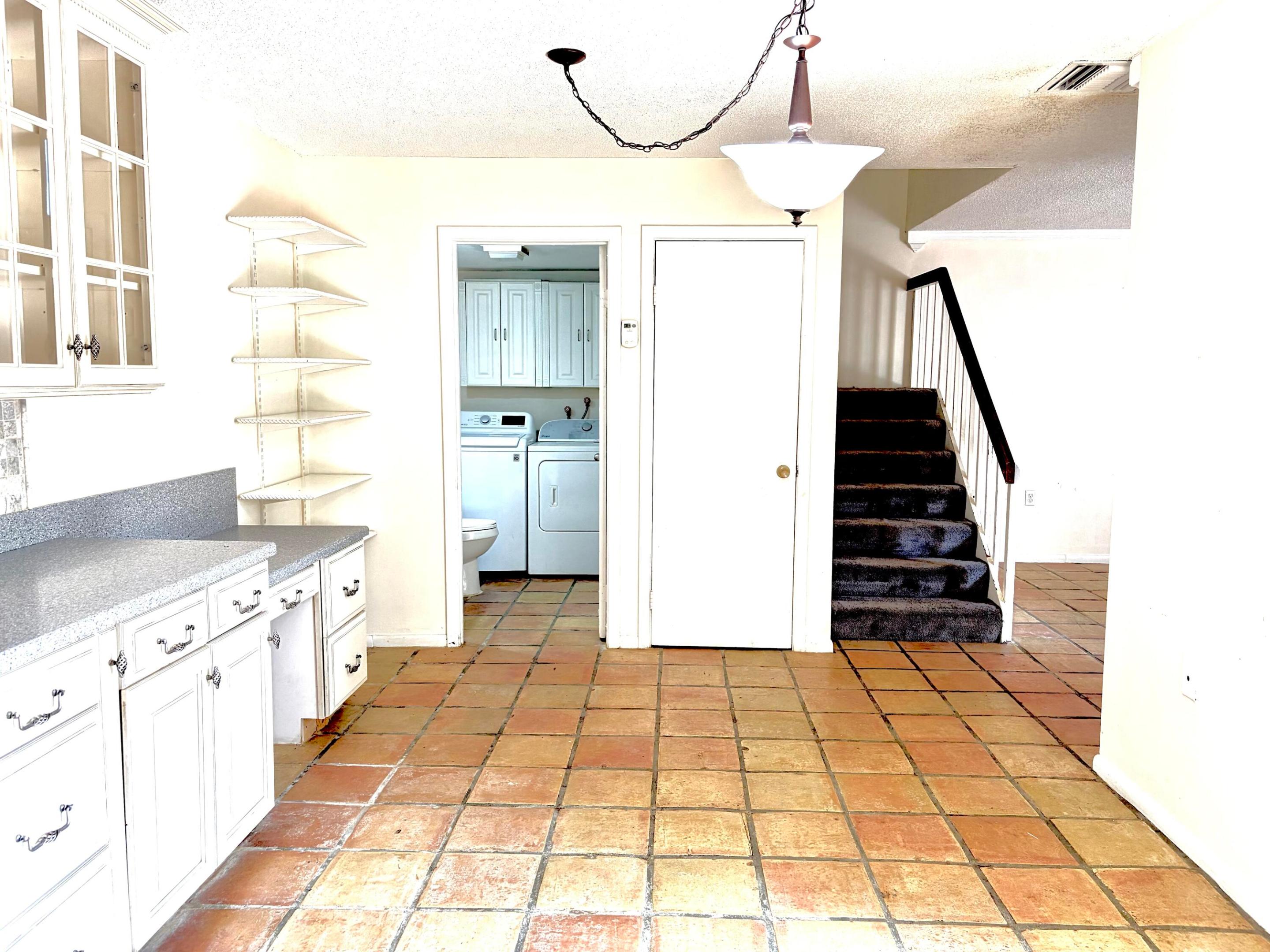 GLENWOOD TWNHS - Residential