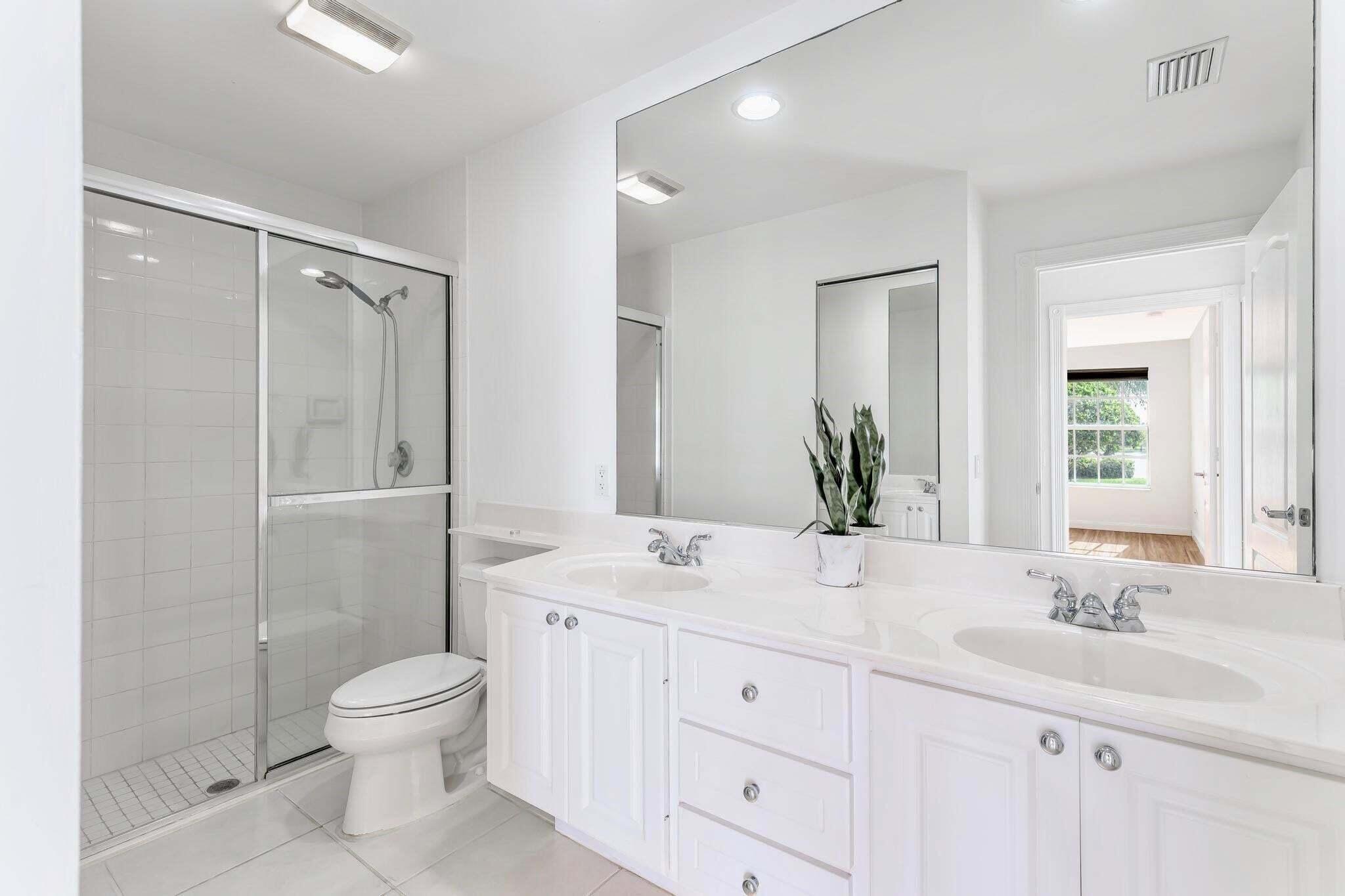 VILLAGEWALK OF WELLINGTON 3A - Residential Lease