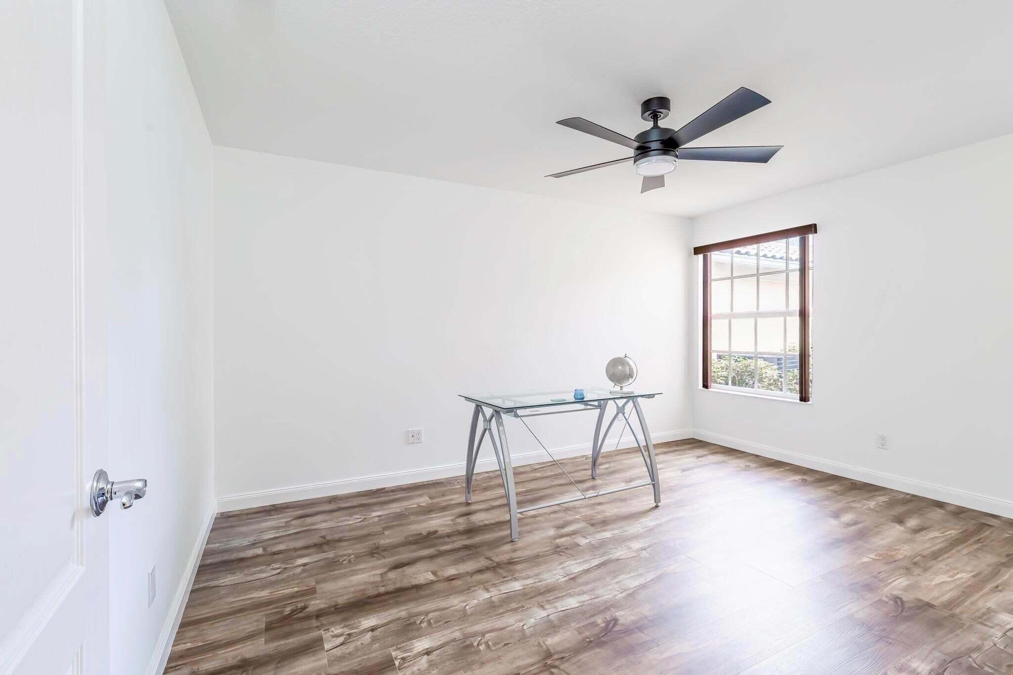VILLAGEWALK OF WELLINGTON 3A - Residential Lease