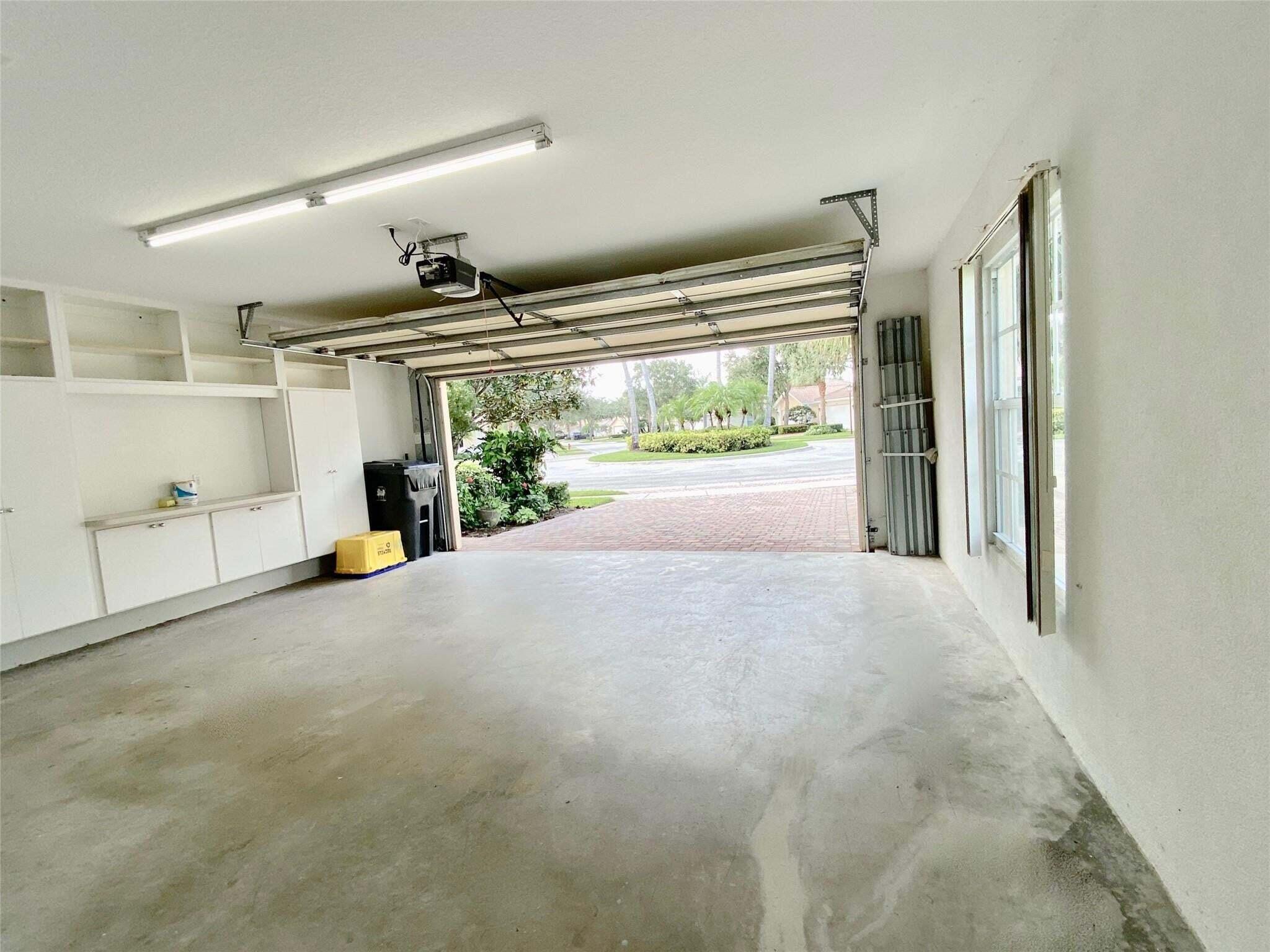 VILLAGEWALK OF WELLINGTON 3A - Residential Lease