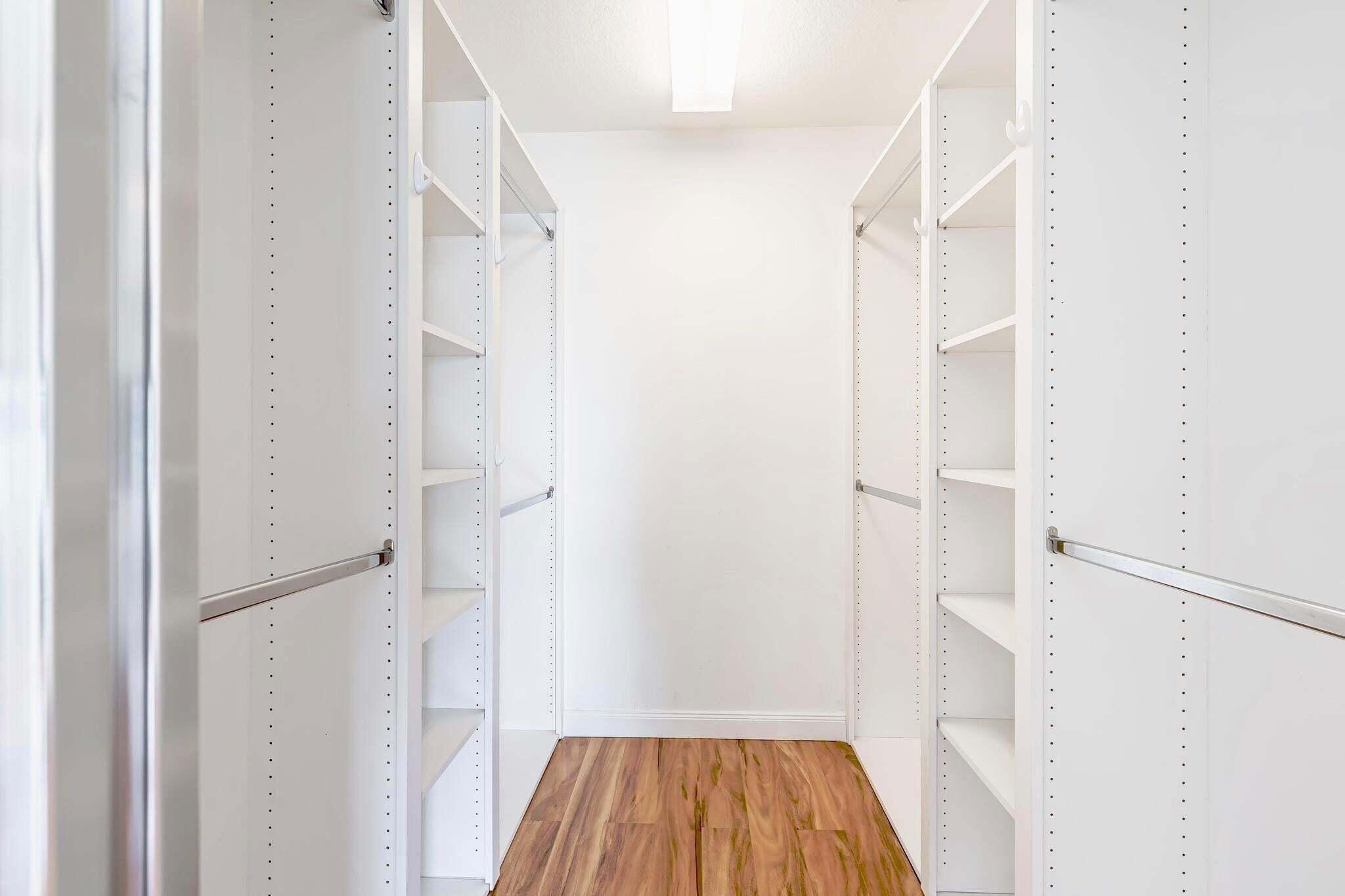VILLAGEWALK OF WELLINGTON 3A - Residential Lease