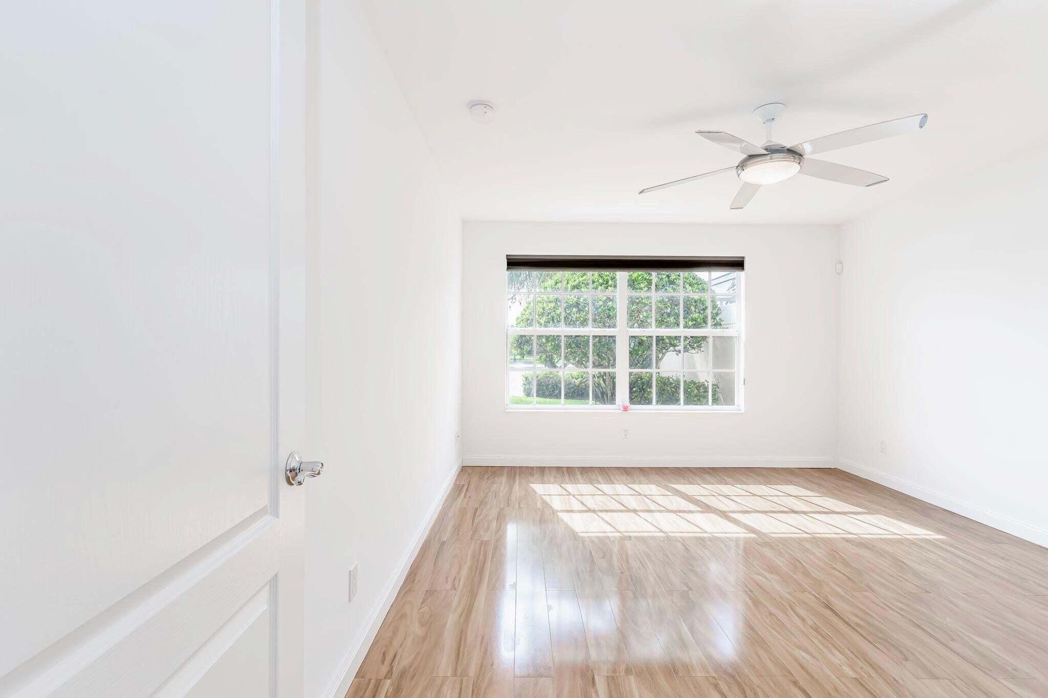 VILLAGEWALK OF WELLINGTON 3A - Residential Lease