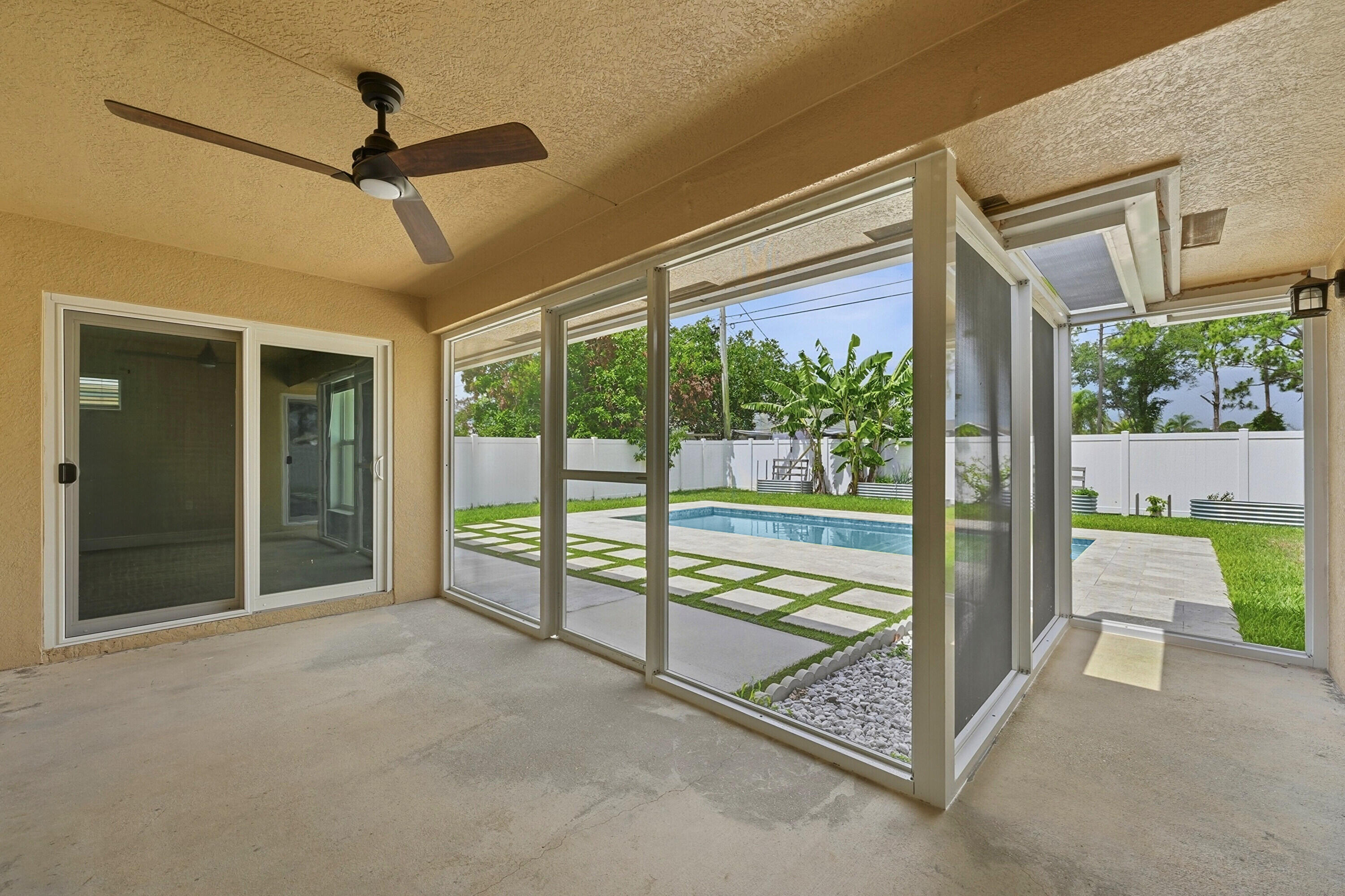 PORT ST LUCIE SECTION 33 - Residential Lease