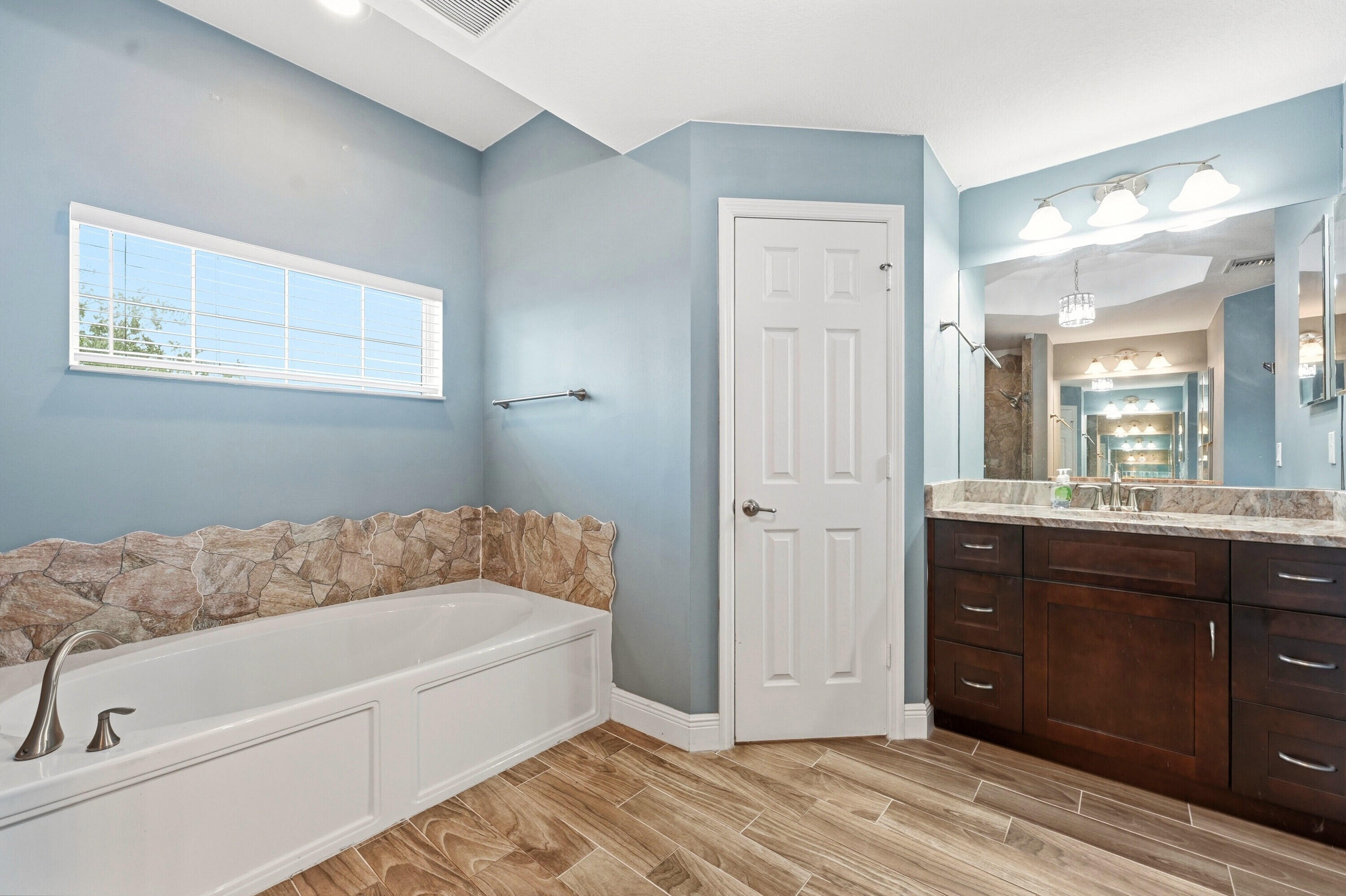 PORT ST LUCIE SECTION 33 - Residential Lease