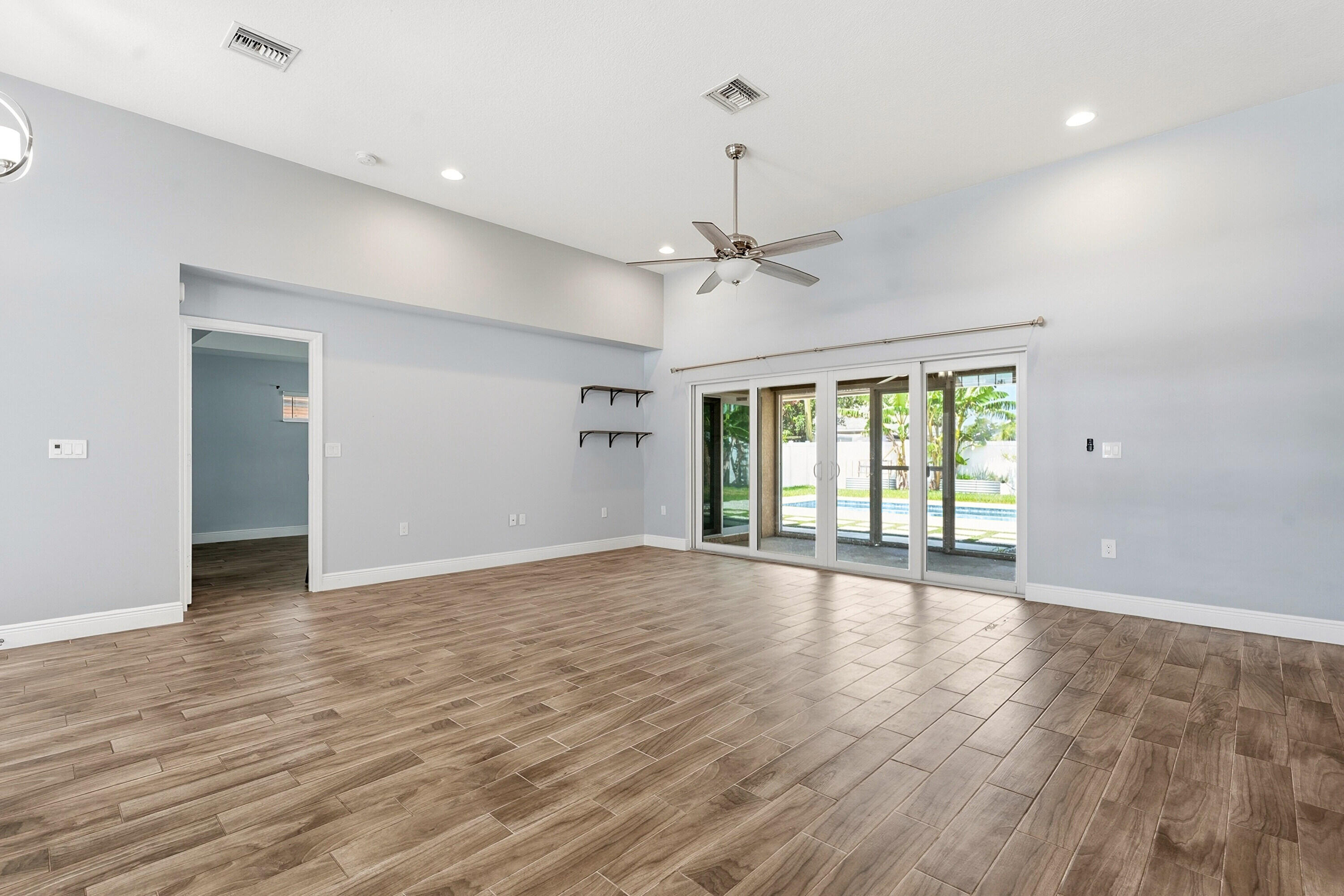 PORT ST LUCIE SECTION 33 - Residential Lease