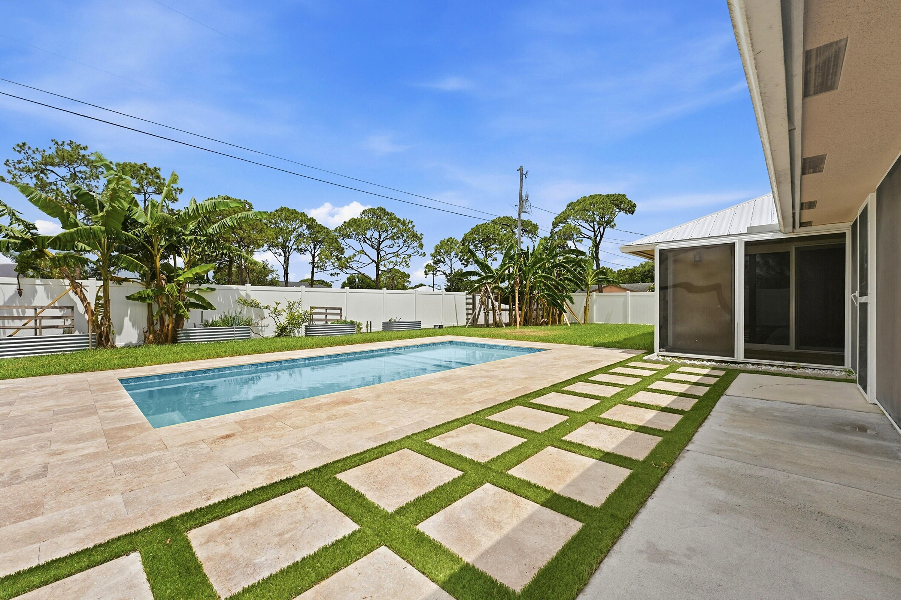 PORT ST LUCIE SECTION 33 - Residential Lease