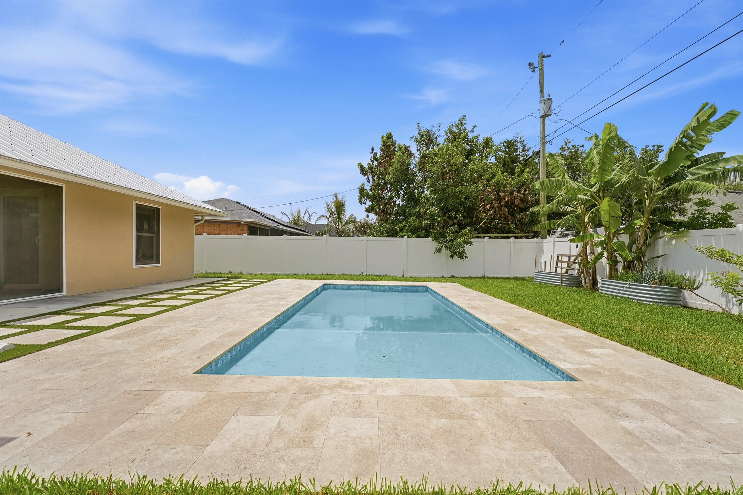PORT ST LUCIE SECTION 33 - Residential Lease
