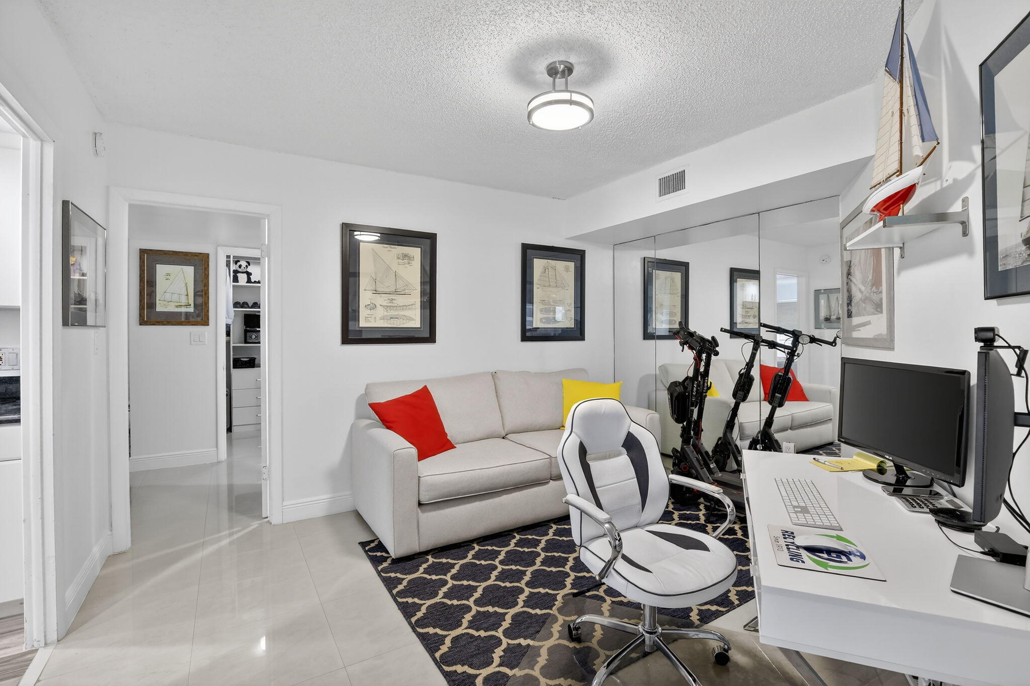 SOUTHPOINT CONDO - Residential