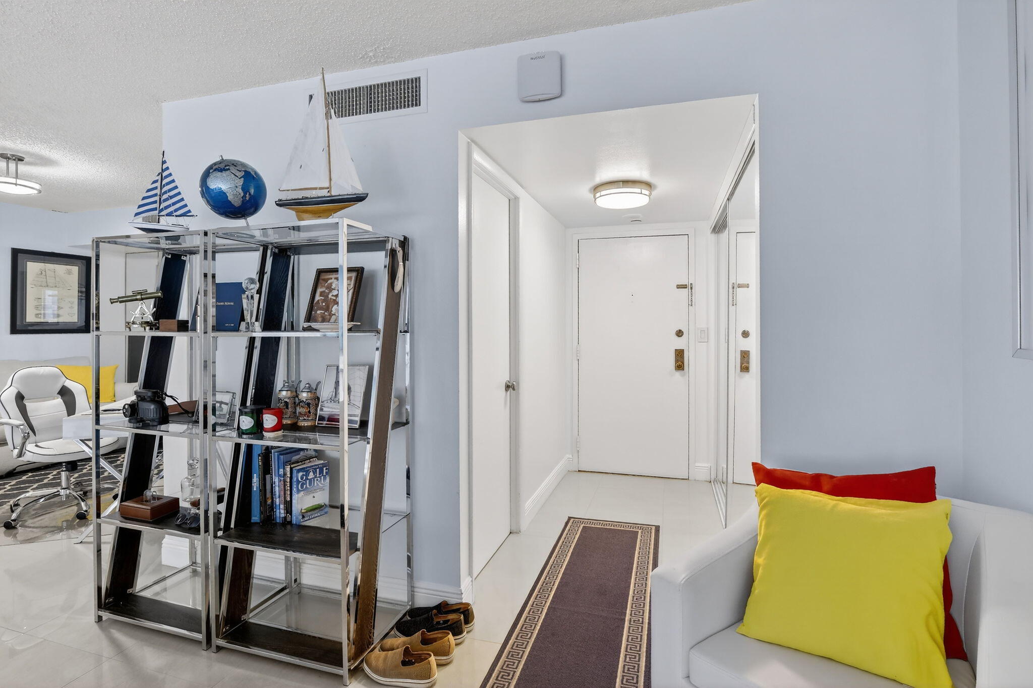 SOUTHPOINT CONDO - Residential