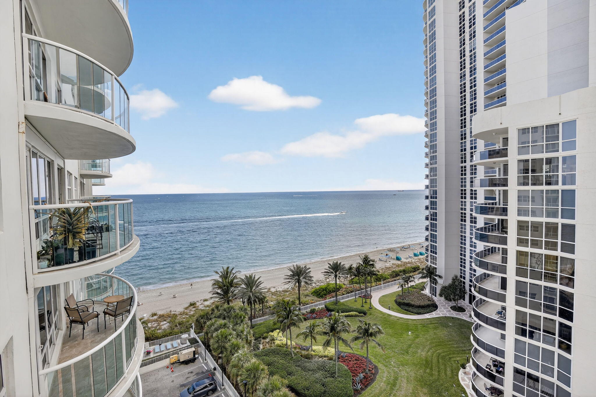 SOUTHPOINT CONDO - Residential