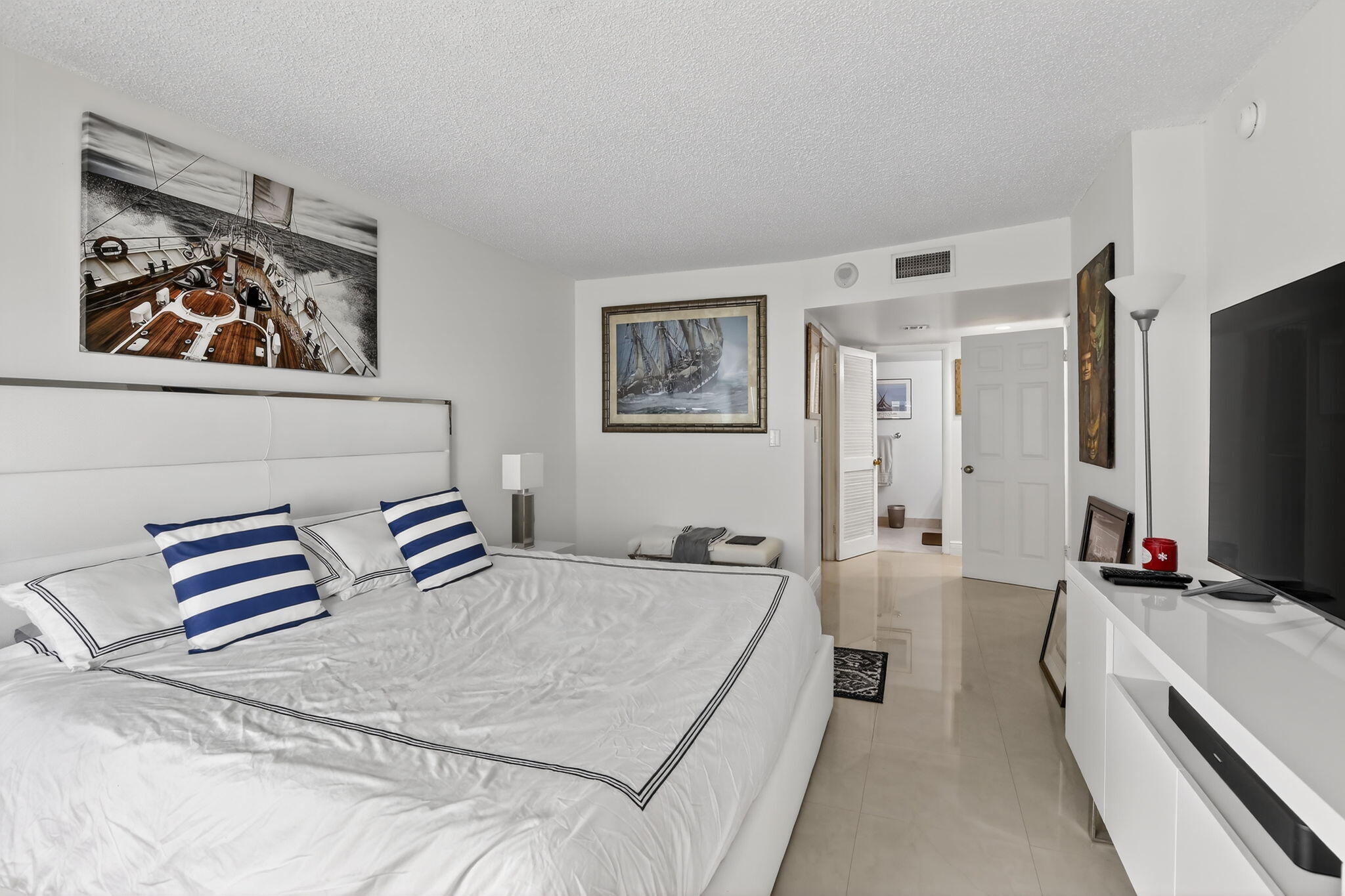 SOUTHPOINT CONDO - Residential