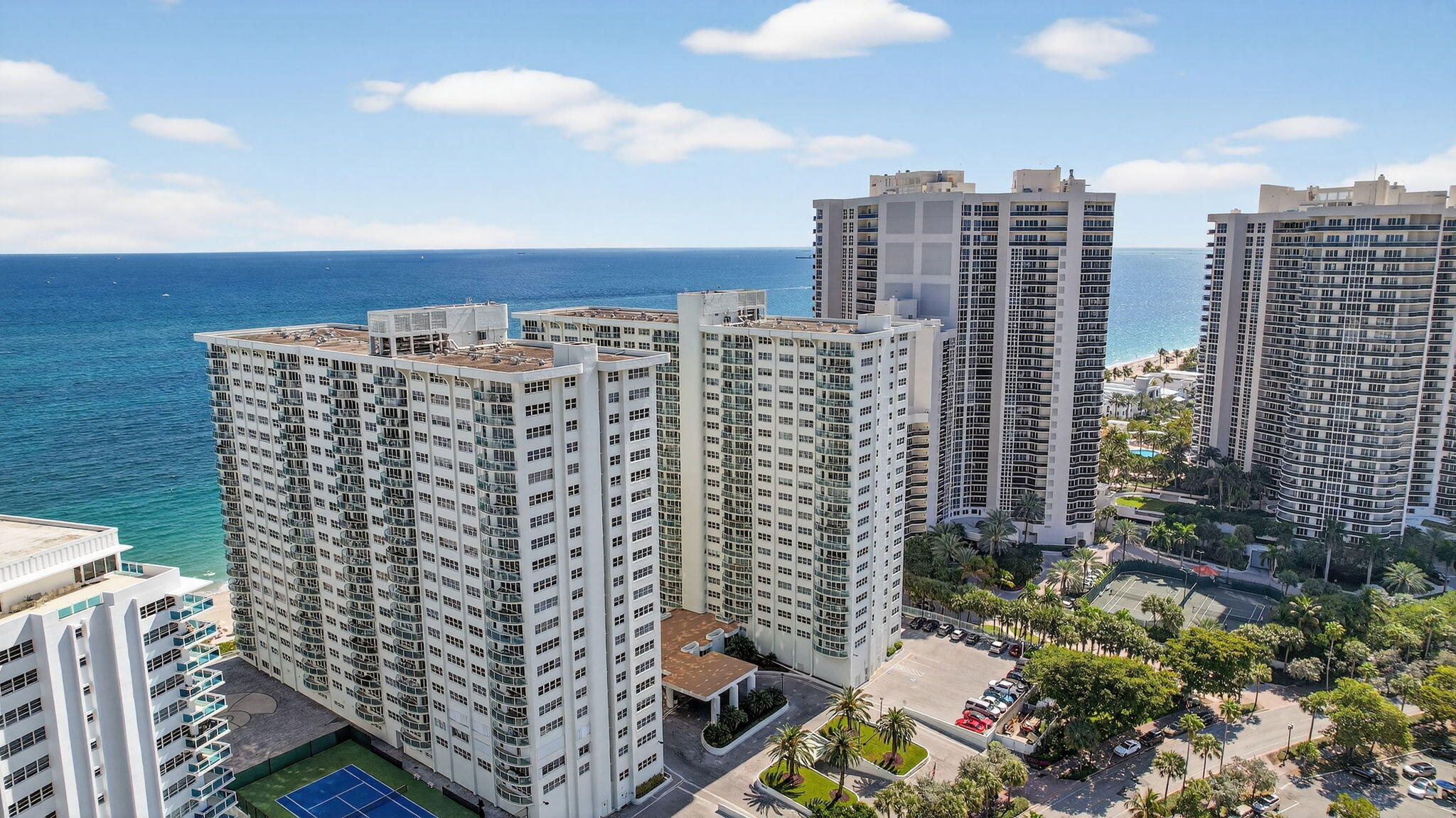 SOUTHPOINT CONDO - Residential