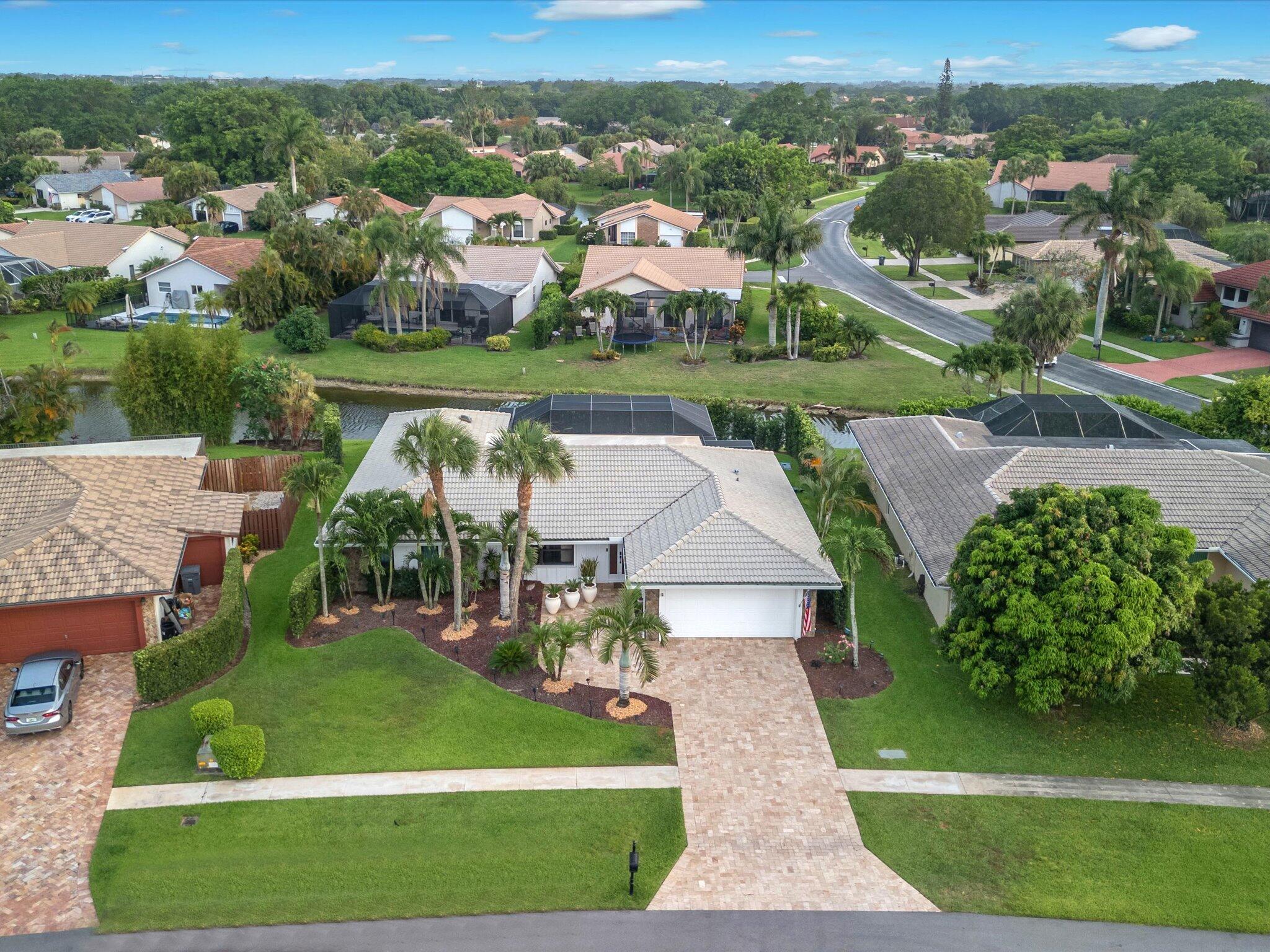 BOCA GREENS 1 - Residential