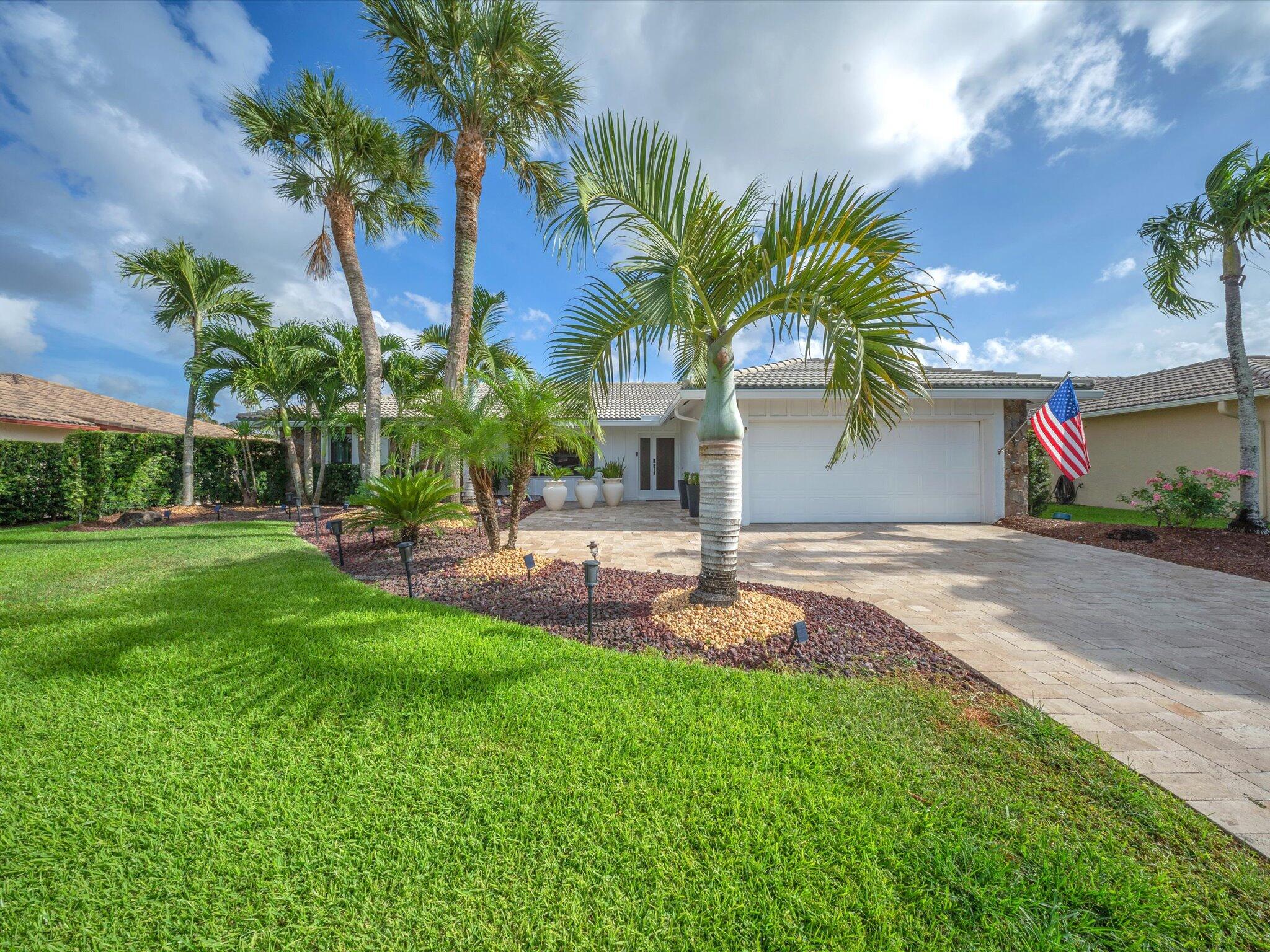BOCA GREENS 1 - Residential