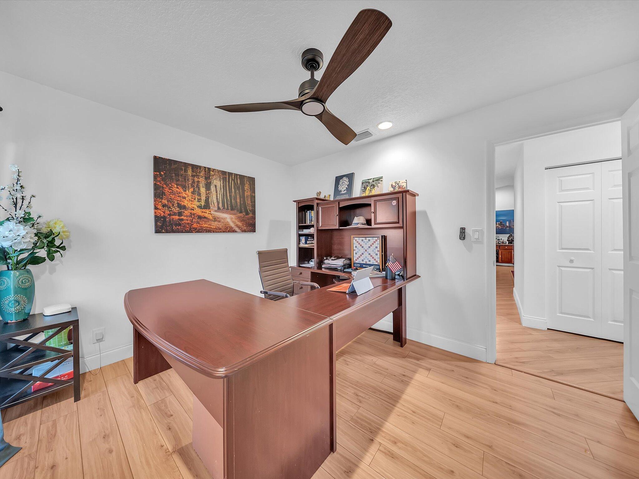 BOCA GREENS 1 - Residential