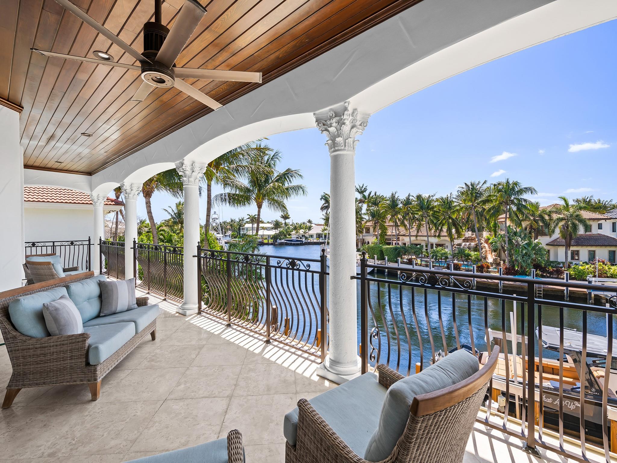 LIGHTHOUSE POINT 5TH SEC 39-25 - Residential