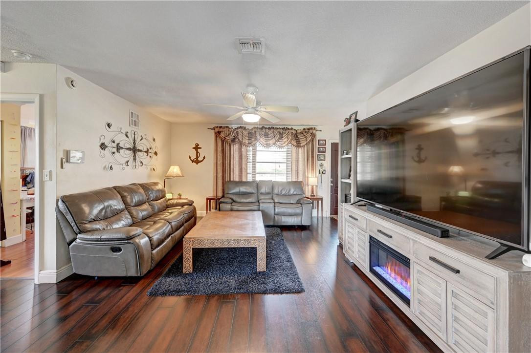 Coconut Creek 5th Sec 57- - Residential