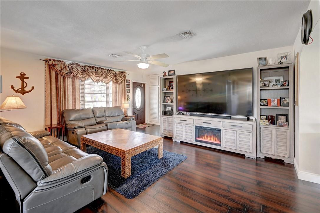 Coconut Creek 5th Sec 57- - Residential