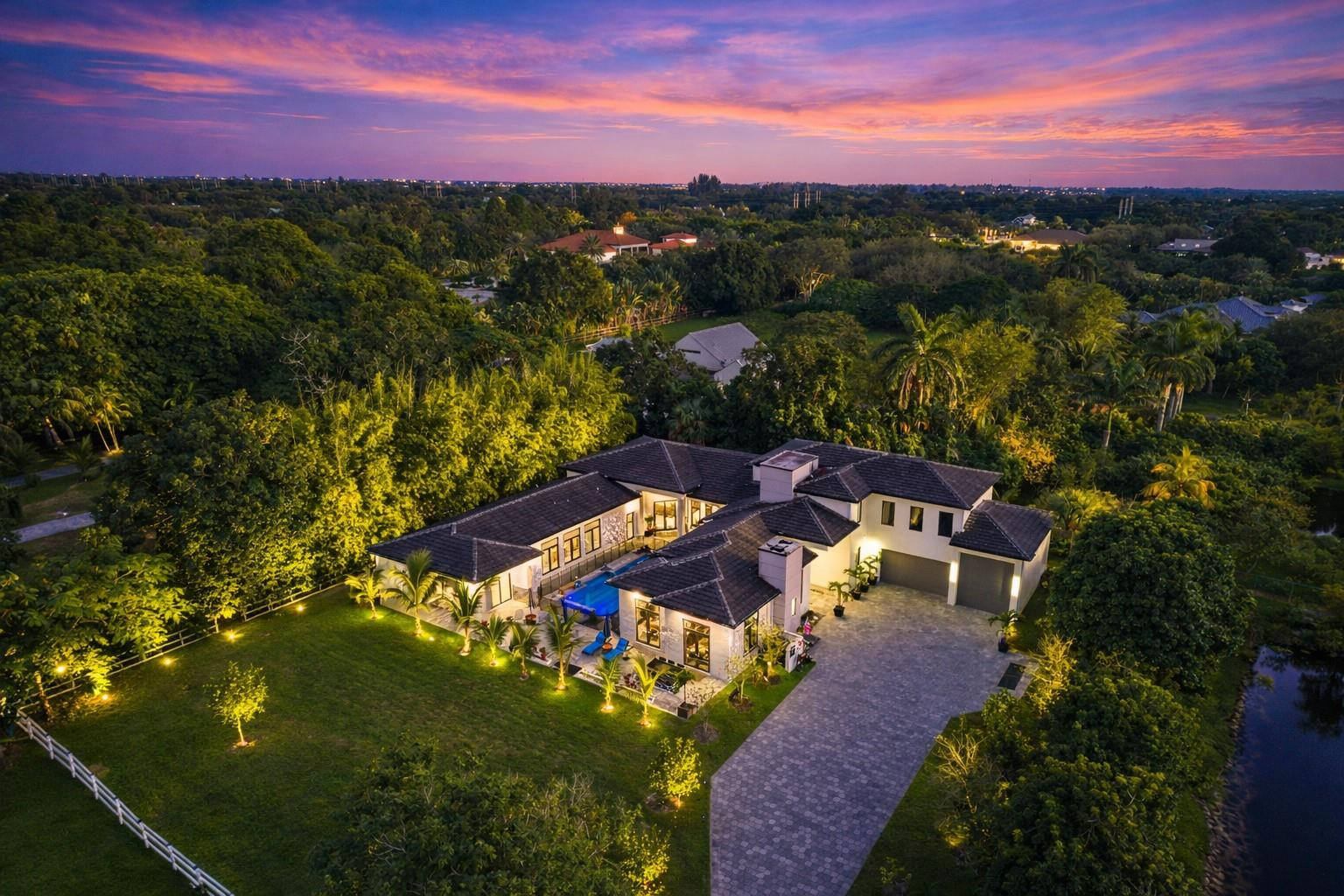 SUNSHINE RANCHES - Residential