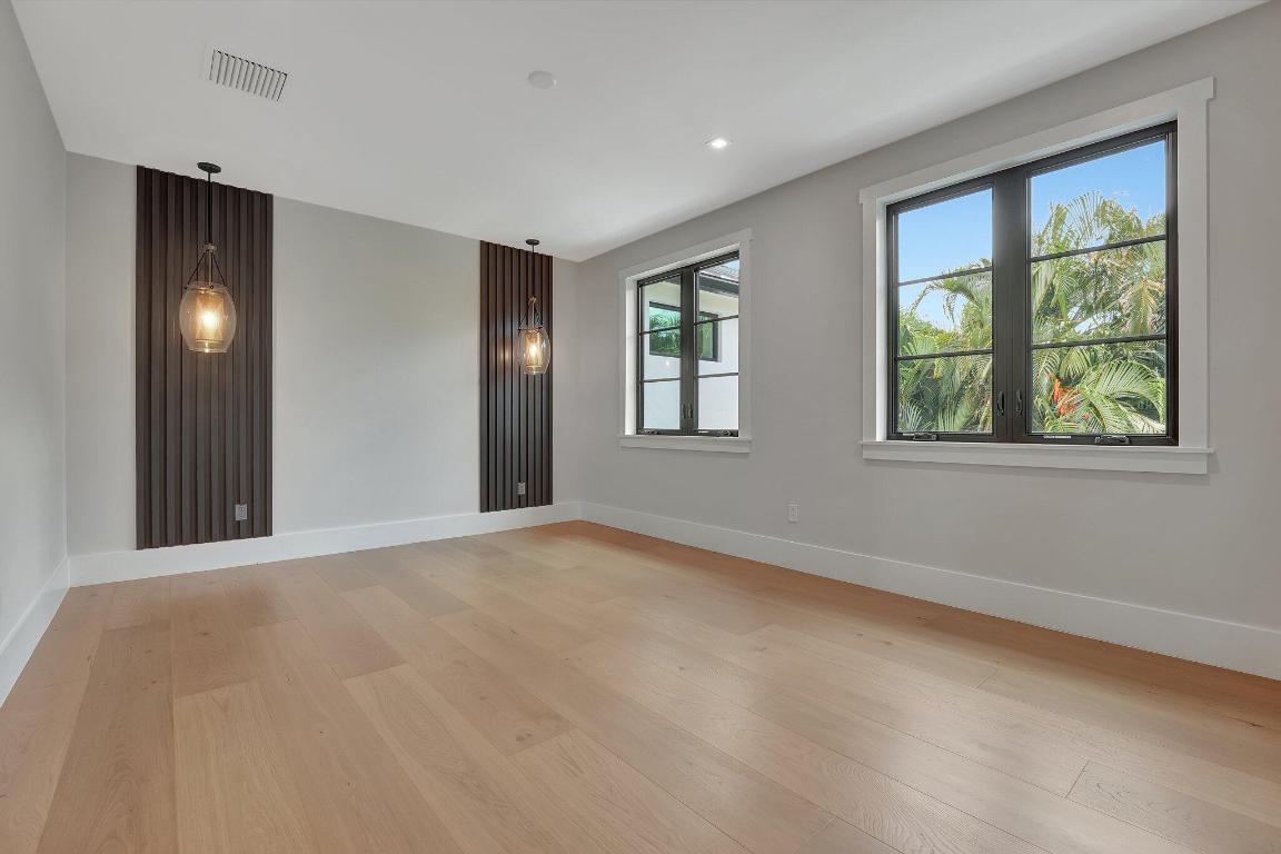 LEWIS SHORE ESTATES 3 - Residential