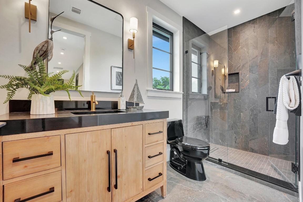 LEWIS SHORE ESTATES 3 - Residential