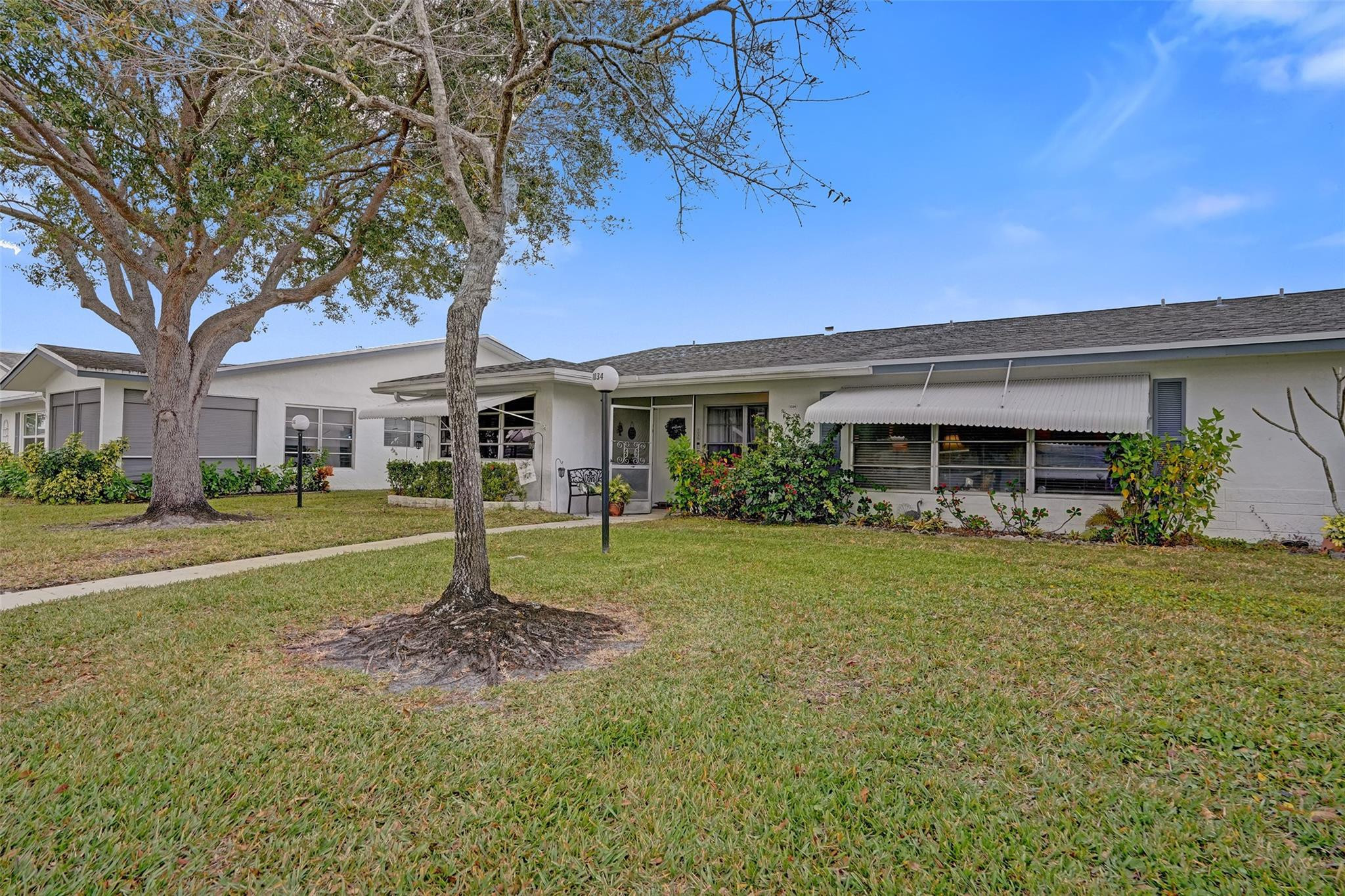 LAUDERDALE WEST - Residential