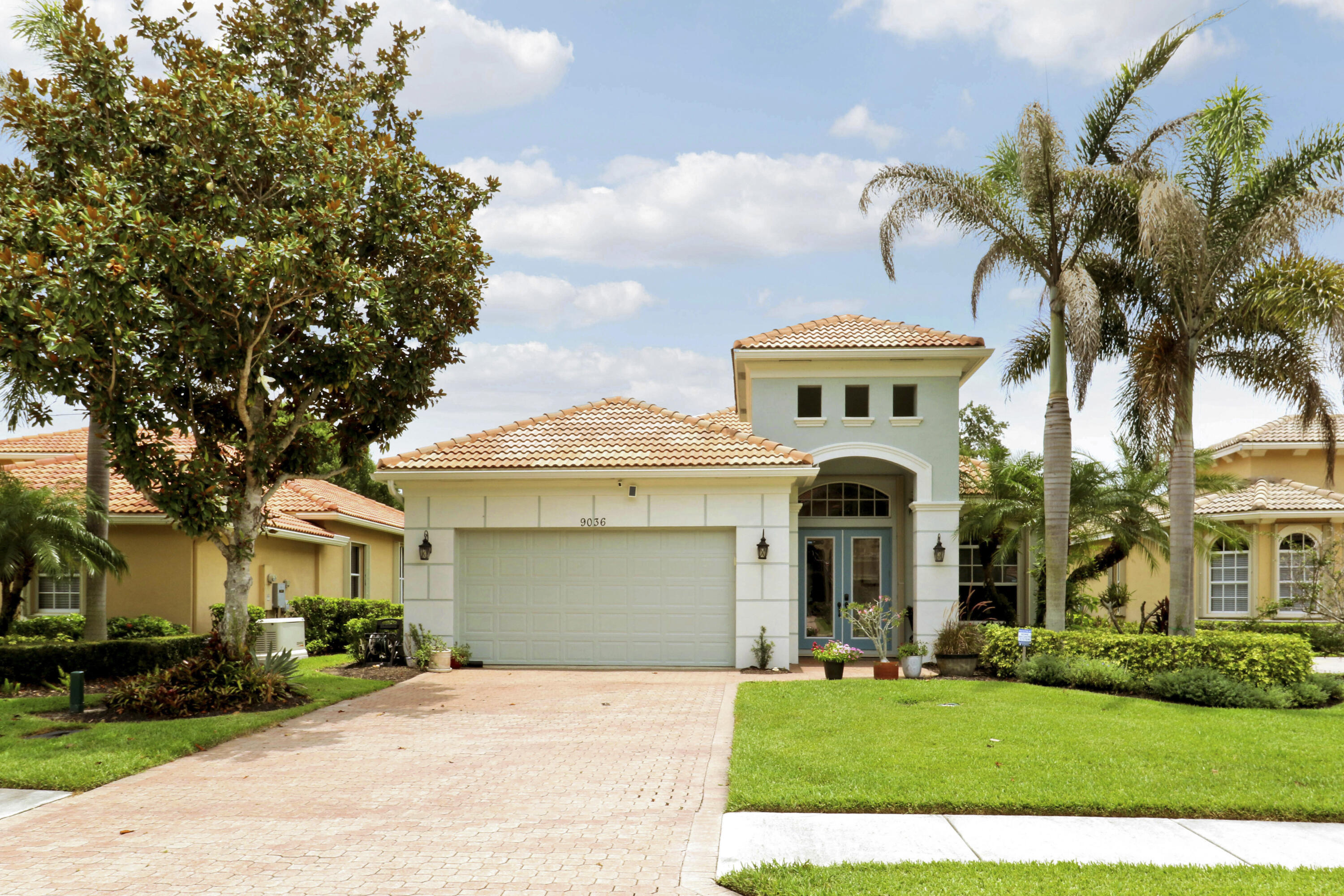 The Lakes - Residential