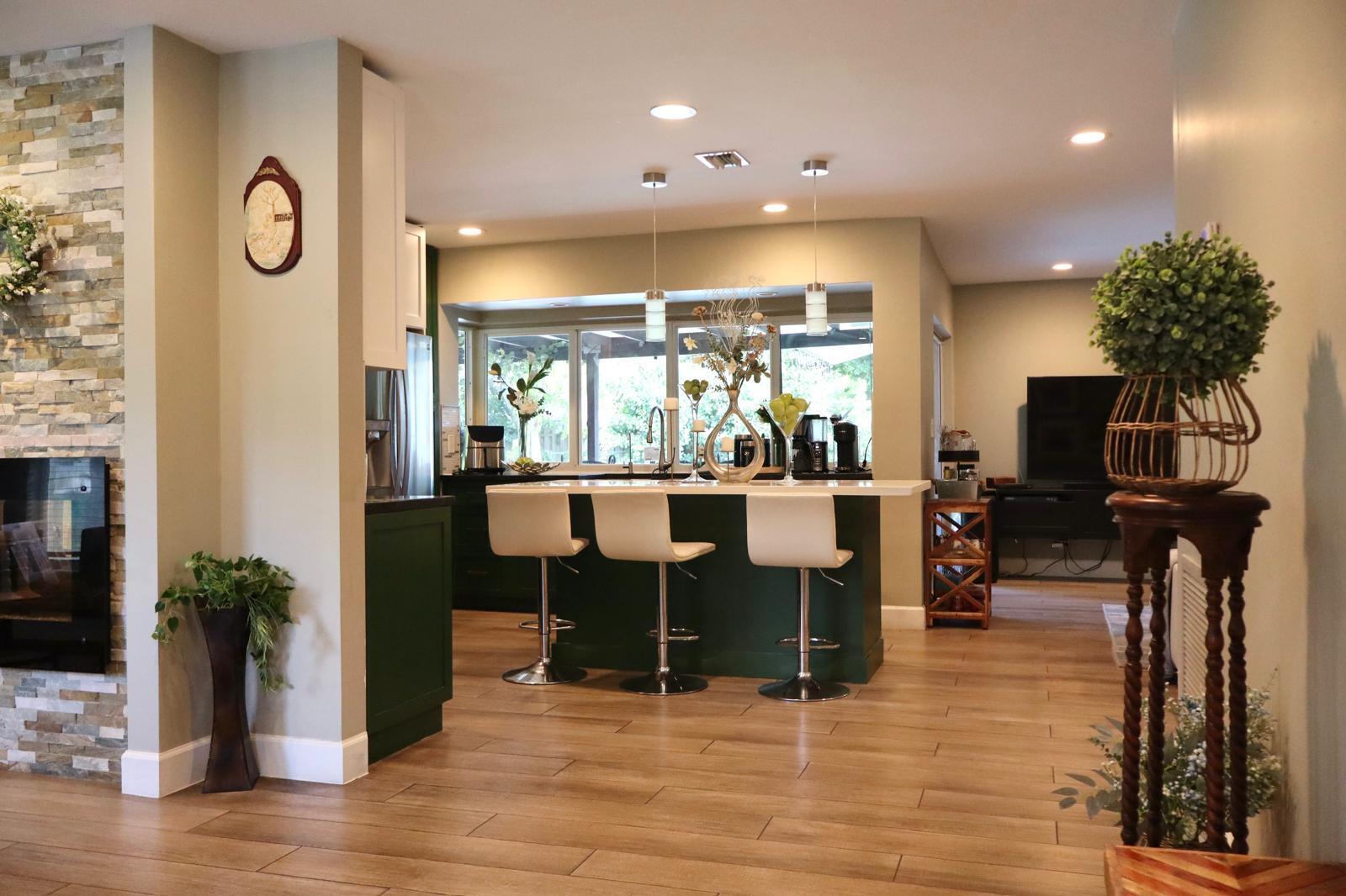 MAPLEWOOD - Residential