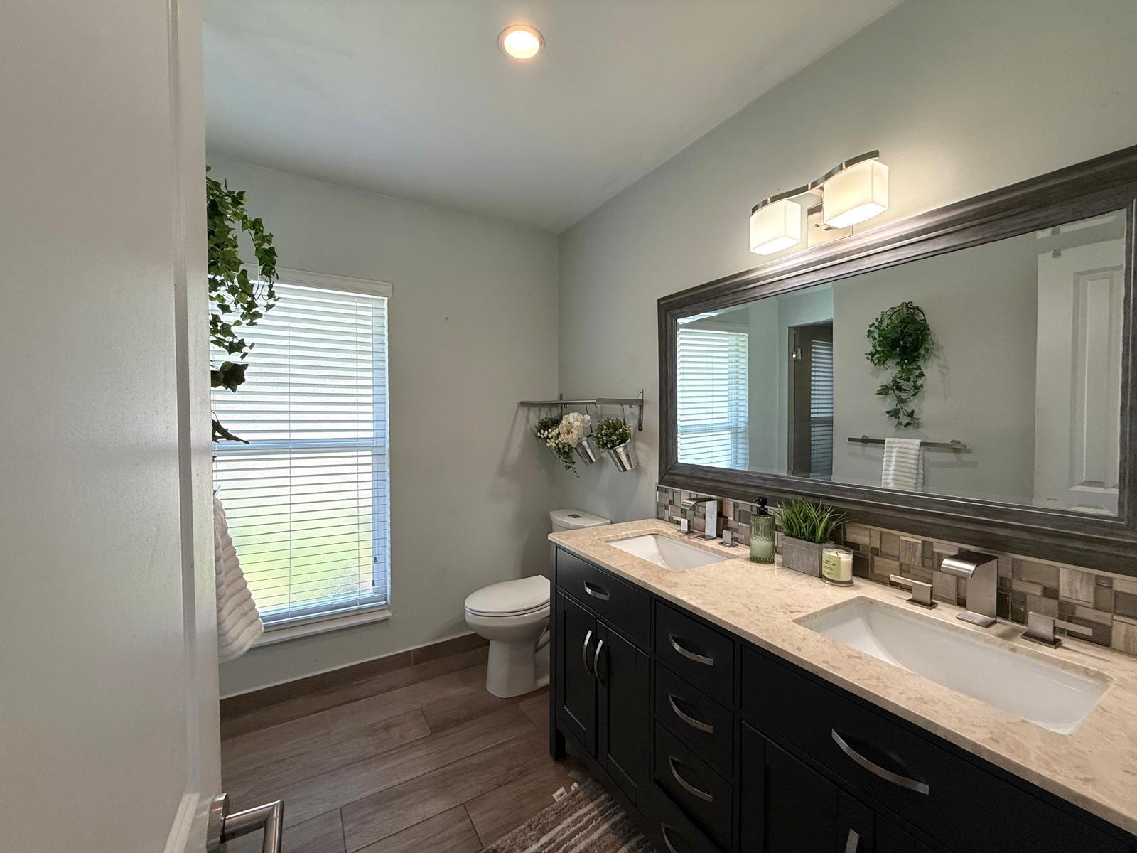 MAPLEWOOD - Residential