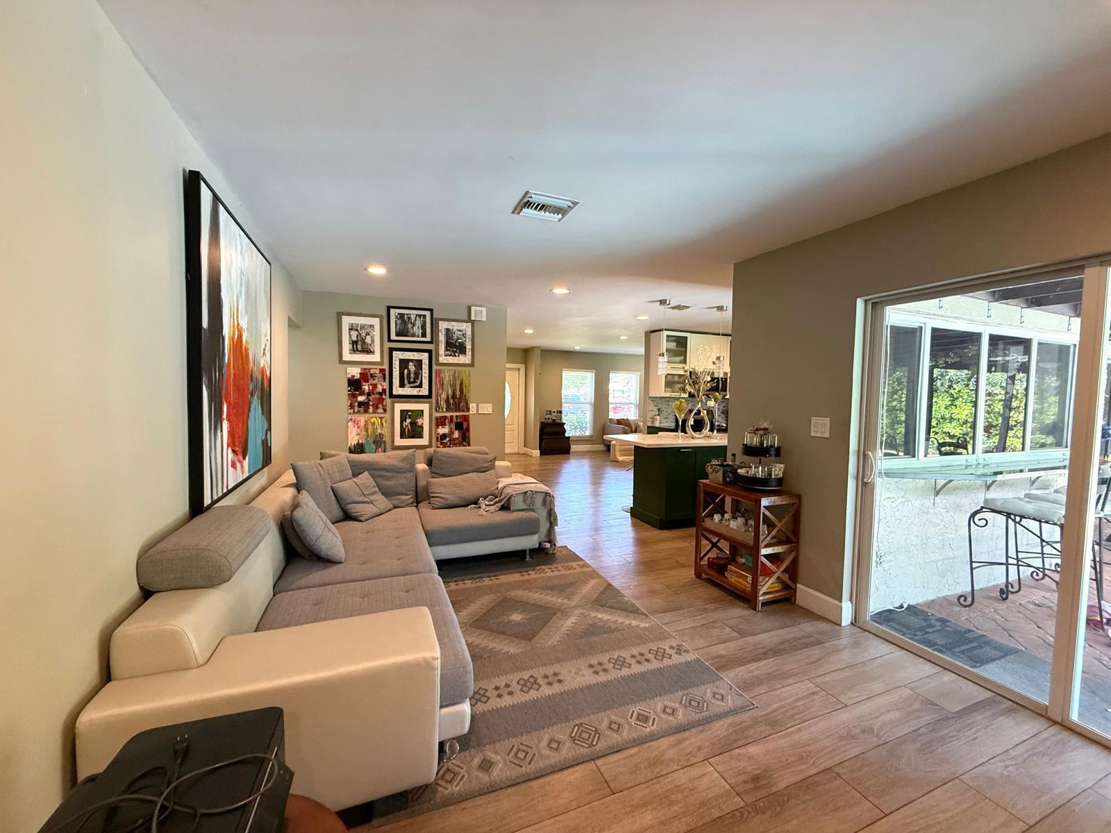 MAPLEWOOD - Residential