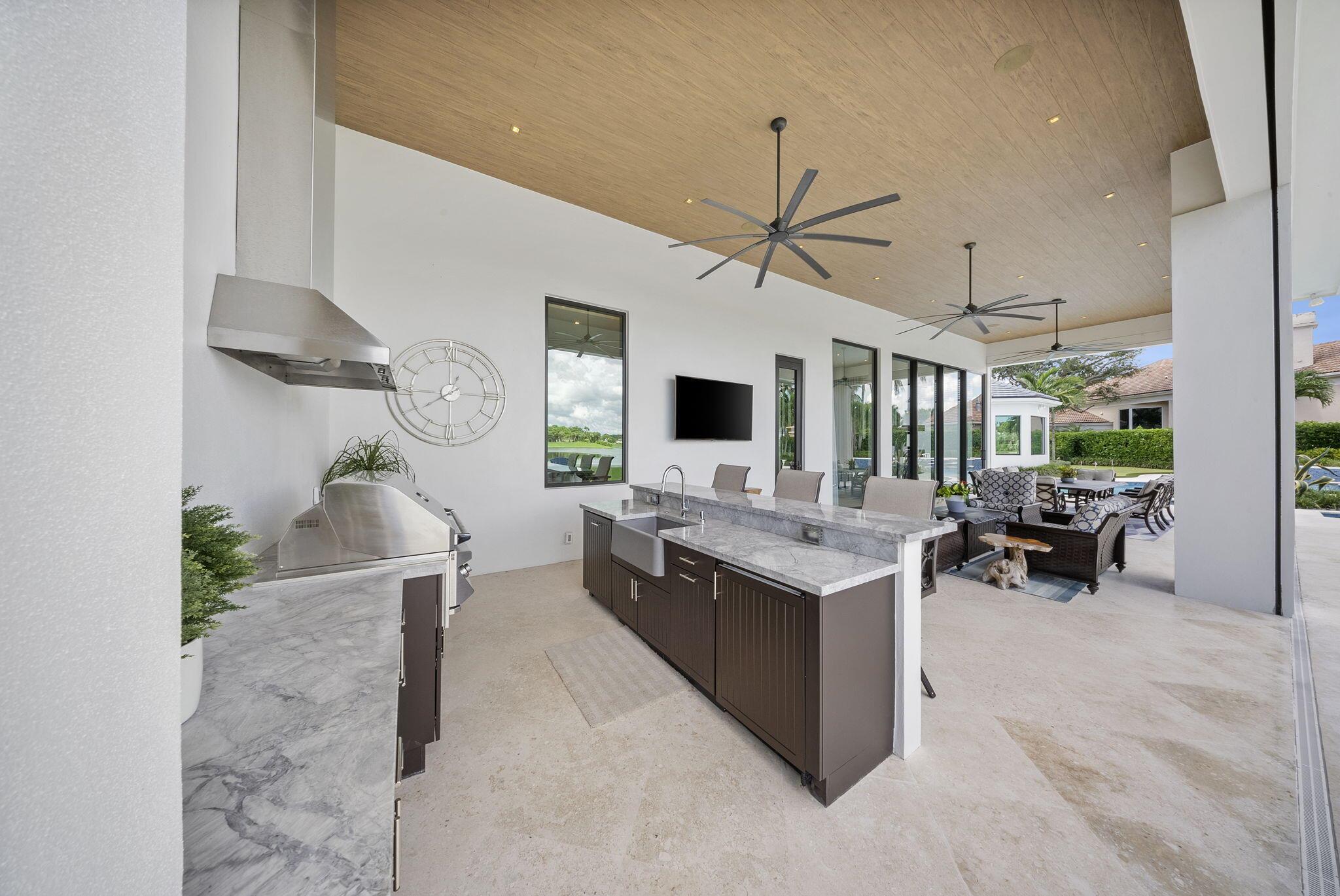 LOXAHATCHEE CLUB - Residential