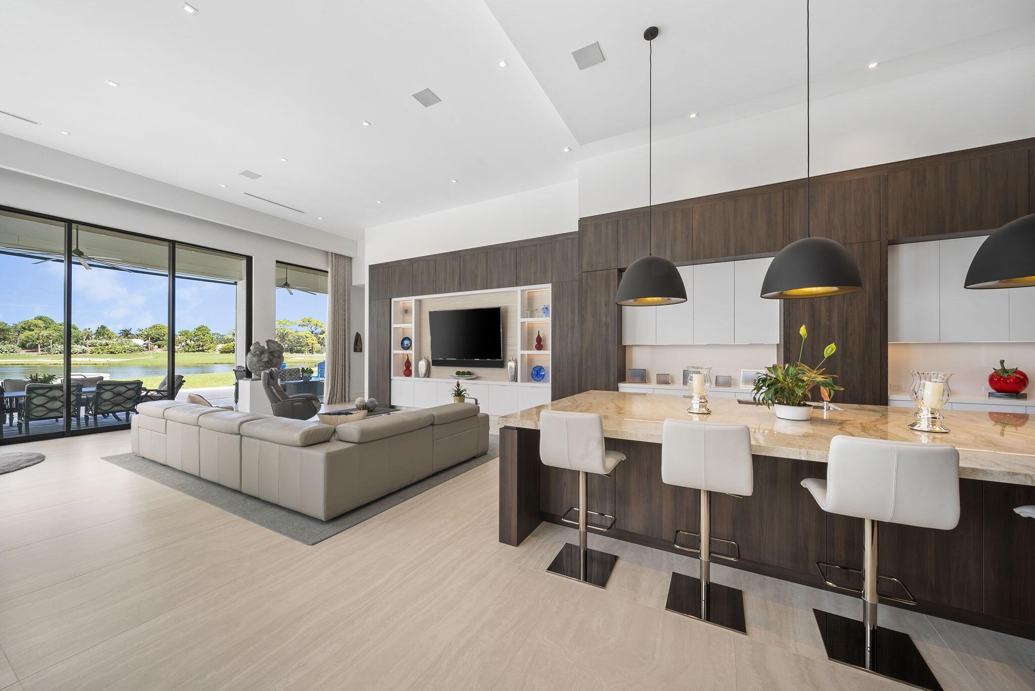 LOXAHATCHEE CLUB - Residential