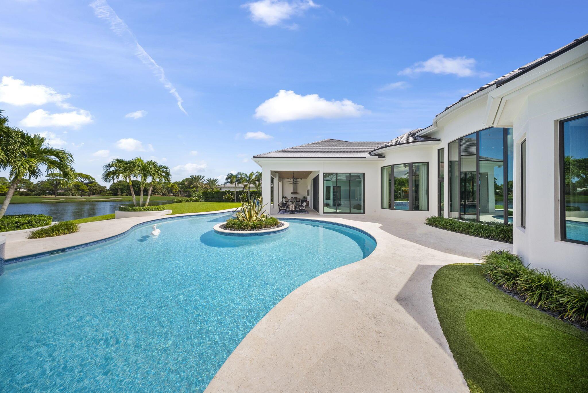 LOXAHATCHEE CLUB - Residential