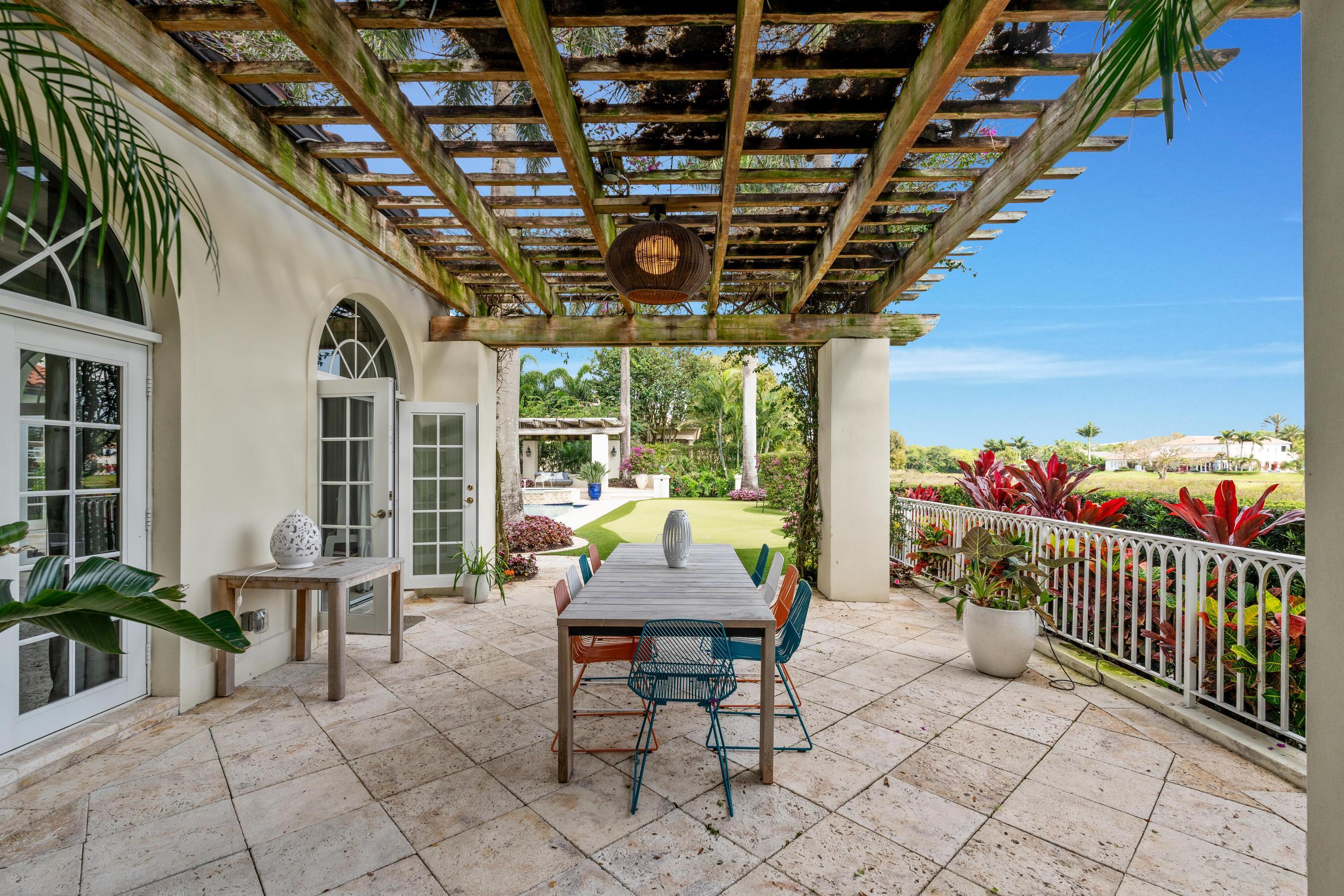 KENSINGTON REPL OF PALM BEACH POLO & COUNTRY CLUB - Residential