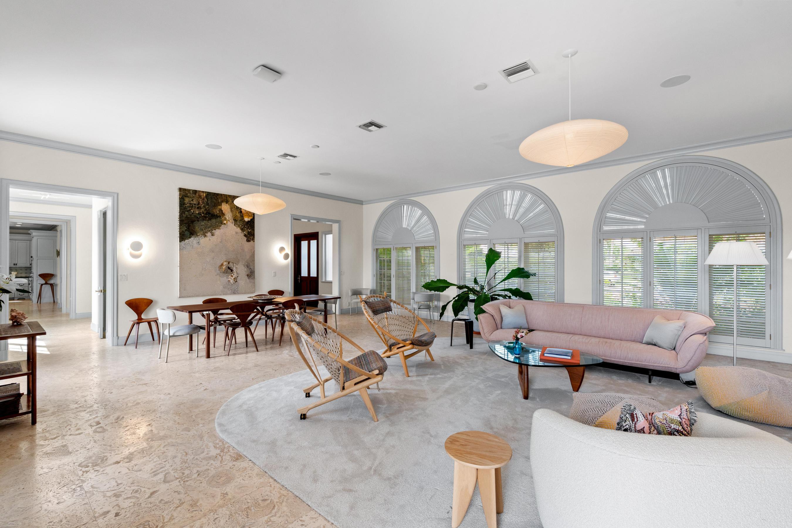 KENSINGTON REPL OF PALM BEACH POLO & COUNTRY CLUB - Residential