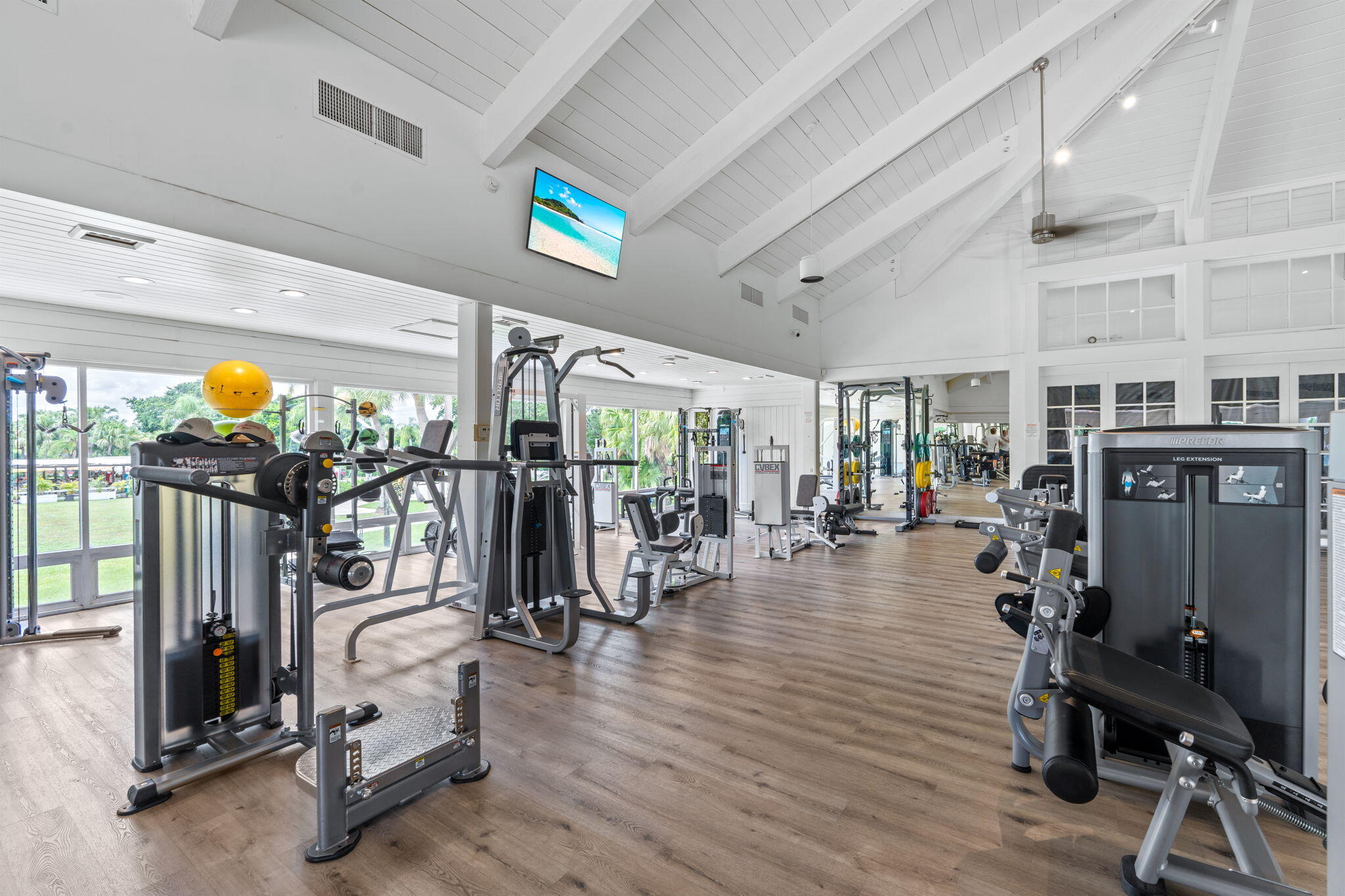 KENSINGTON REPL OF PALM BEACH POLO & COUNTRY CLUB - Residential