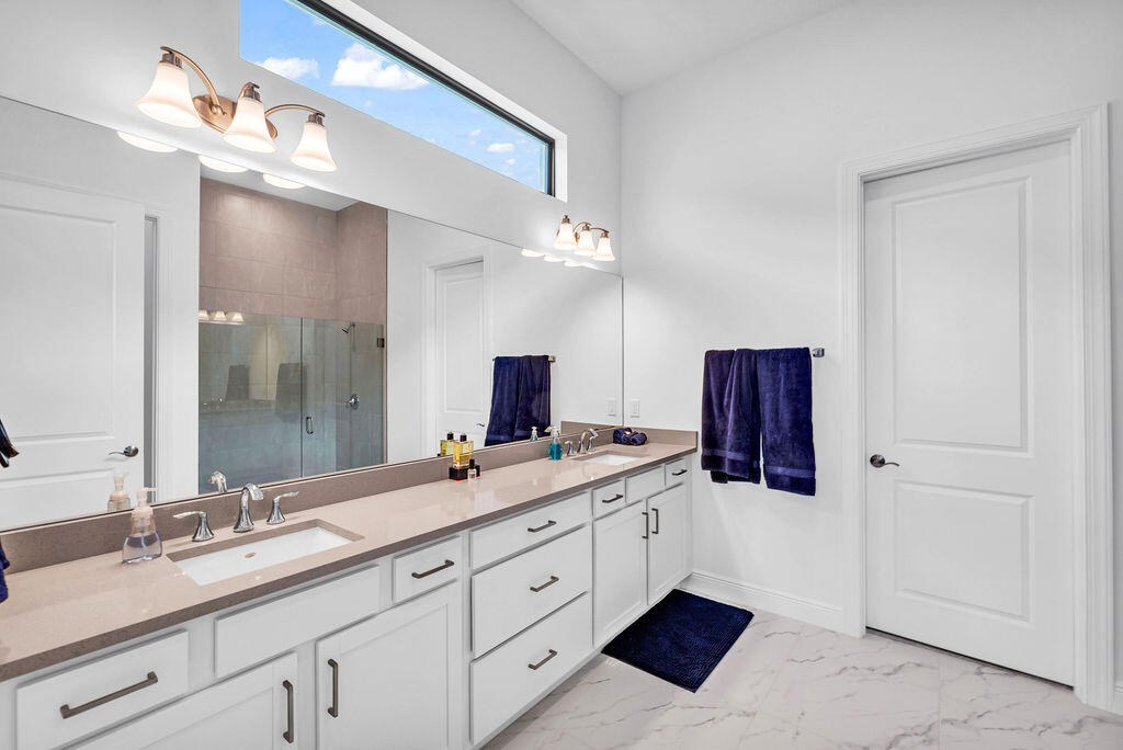 VERANO SOUTH PUD 1 - POD E - PLAT NO. 2 - Residential Lease