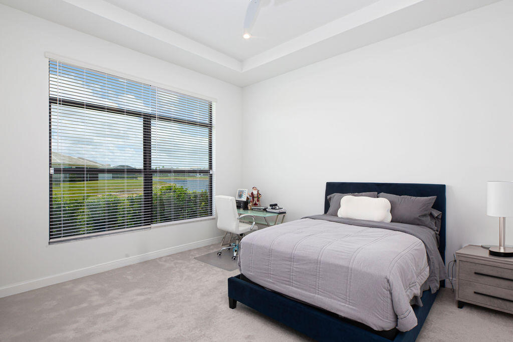VERANO SOUTH PUD 1 - POD E - PLAT NO. 2 - Residential Lease