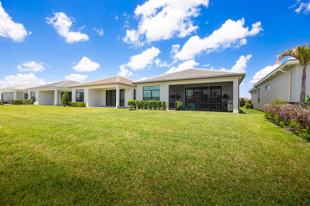VERANO SOUTH PUD 1 - POD E - PLAT NO. 2 - Residential Lease