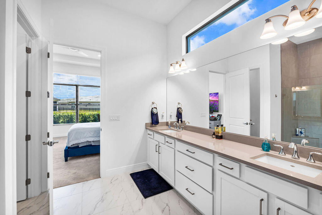 VERANO SOUTH PUD 1 - POD E - PLAT NO. 2 - Residential Lease